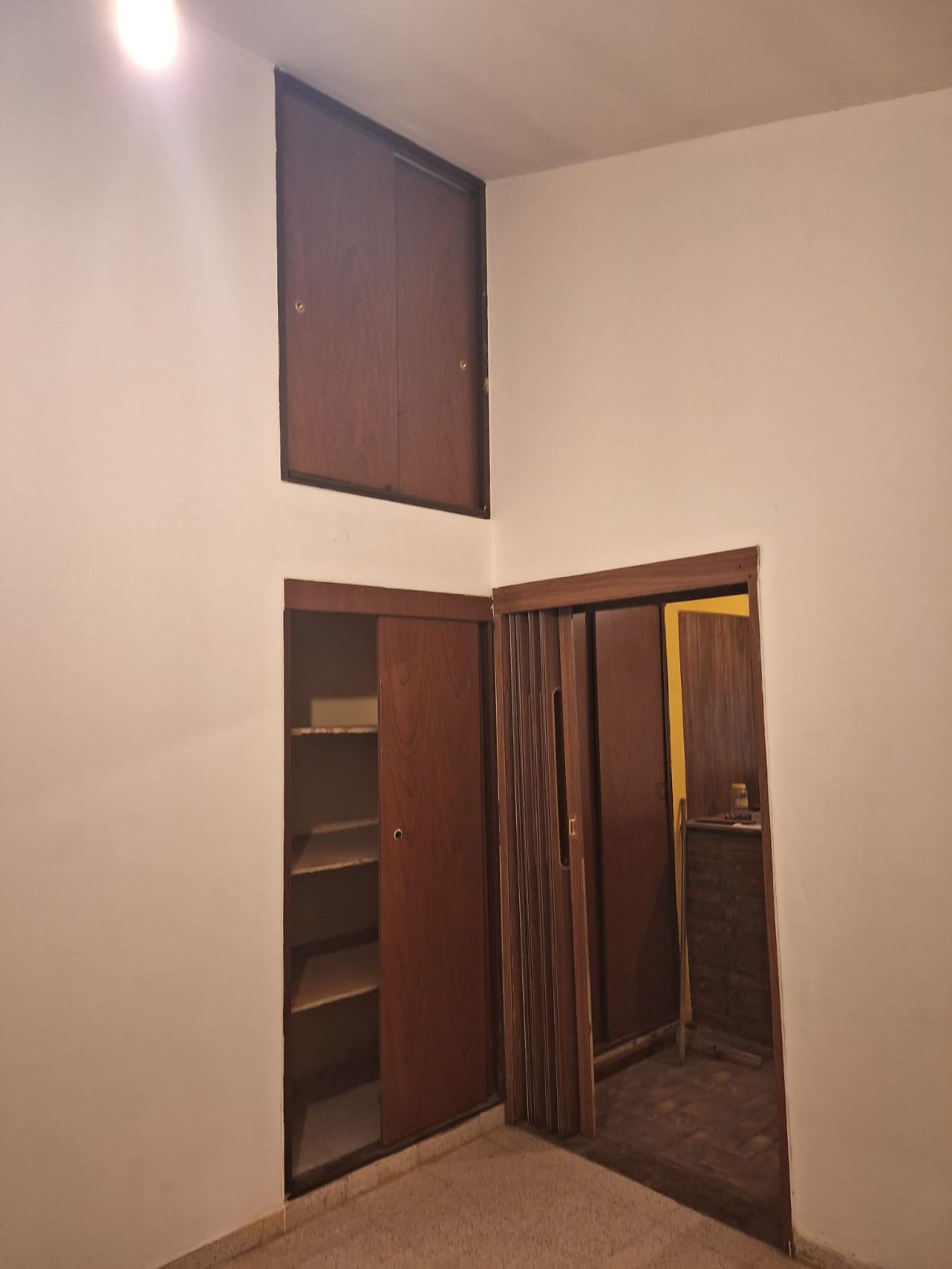 Fotografía de Habitaciones y Baños correspondiente a Capital en Barrio Malvinas Argentinas, Malvinas Argentinas.
