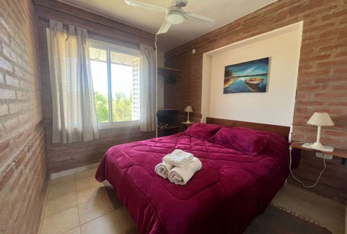 Fotografía de Habitaciones y Baños correspondiente a Casa en Barrio Los Reartes, Los Reartes.