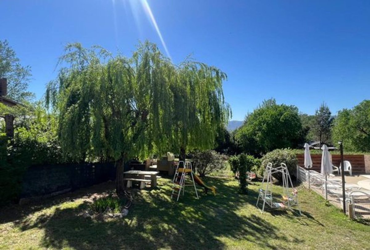 Fotografía de Patios y Exteriores correspondiente a Casa en Barrio Los Reartes, Los Reartes.