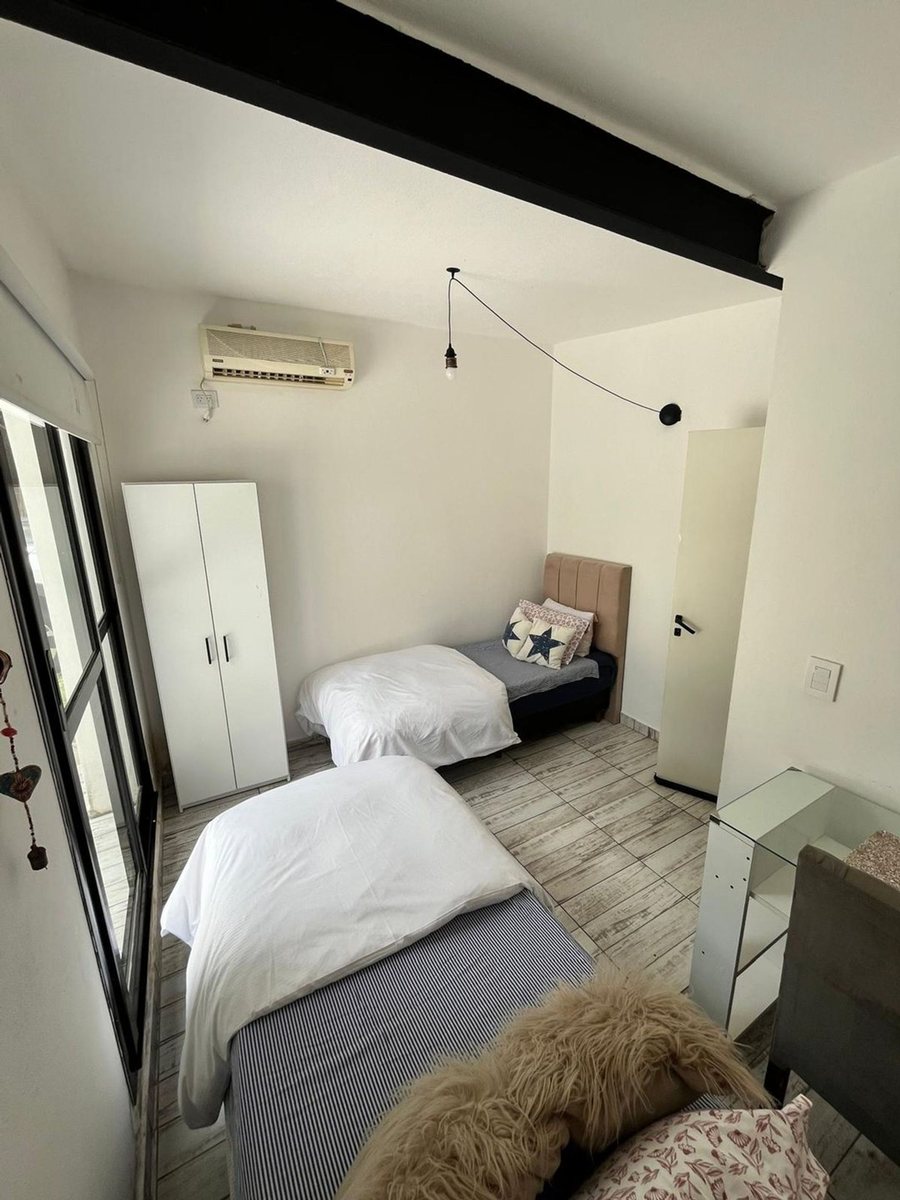 Dormitorio Dos Camas Individuales