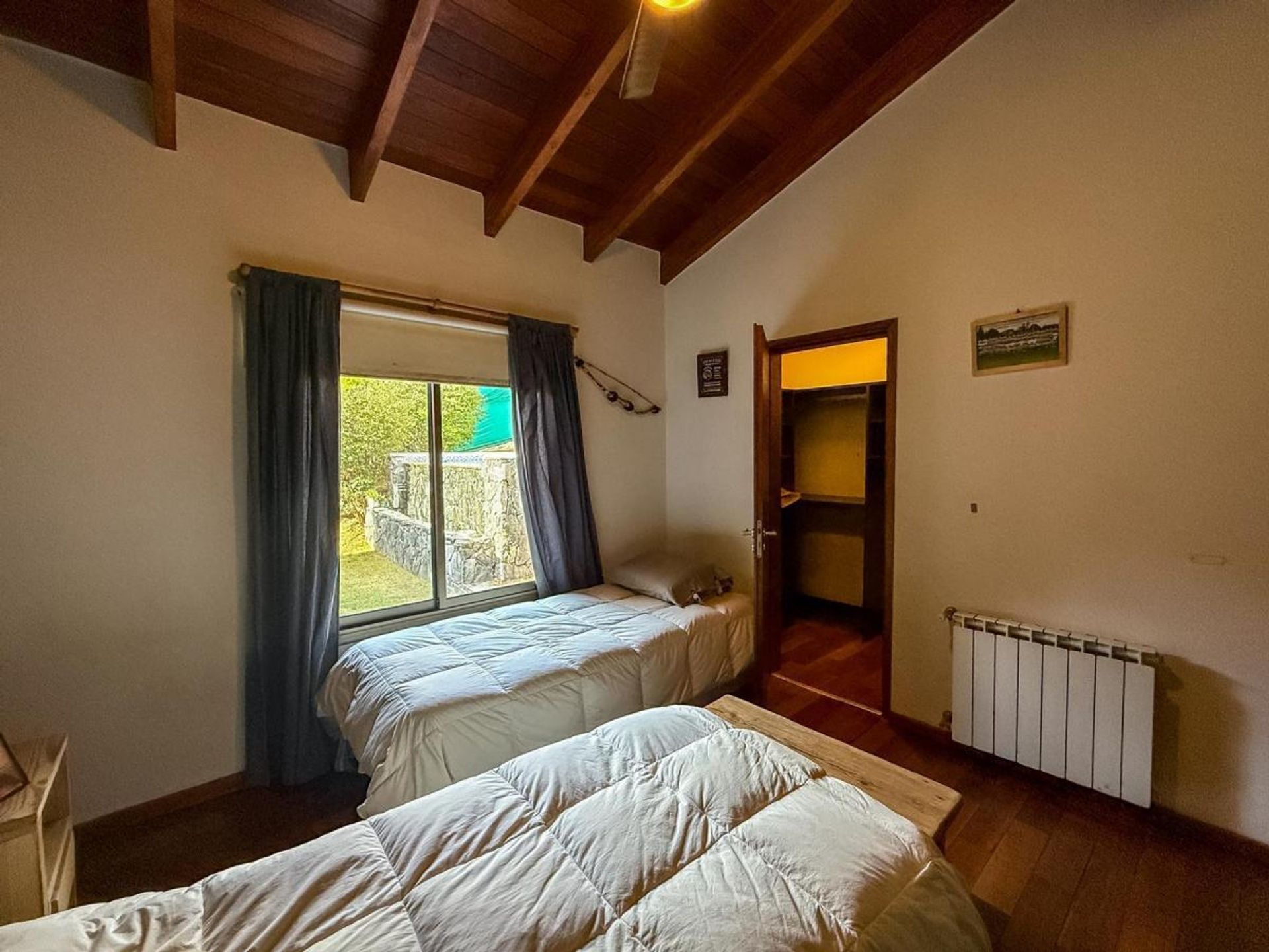 Fotografía de Habitaciones y Baños correspondiente a Casa en Barrio Mendiolaza, La Serena.