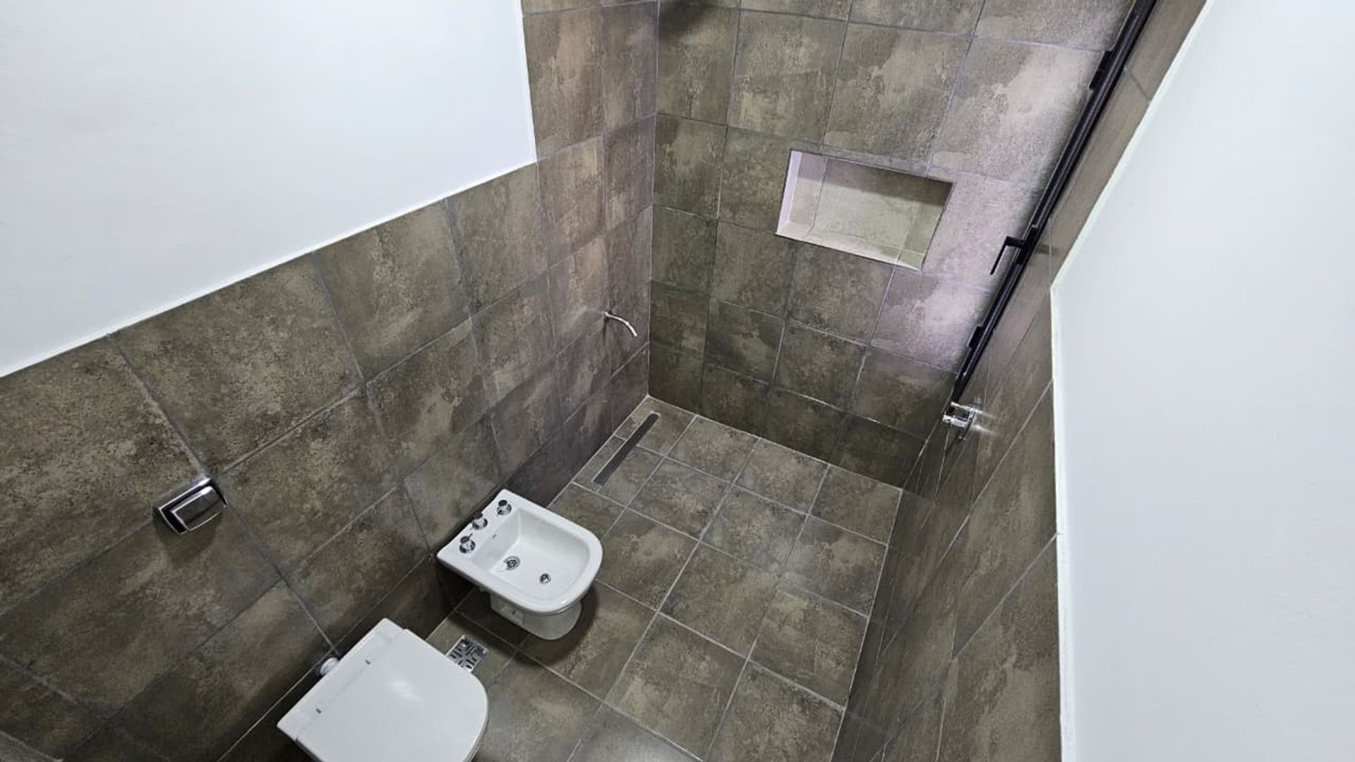 Fotografía de Habitaciones y Baños correspondiente a Casa en Barrio Villa Carlos Paz, Villa Carlos Paz.