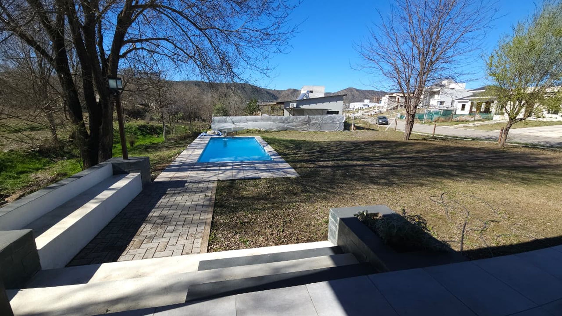 Fotografía de Patios y Exteriores correspondiente a Casa en Barrio Villa Carlos Paz, Villa Carlos Paz.