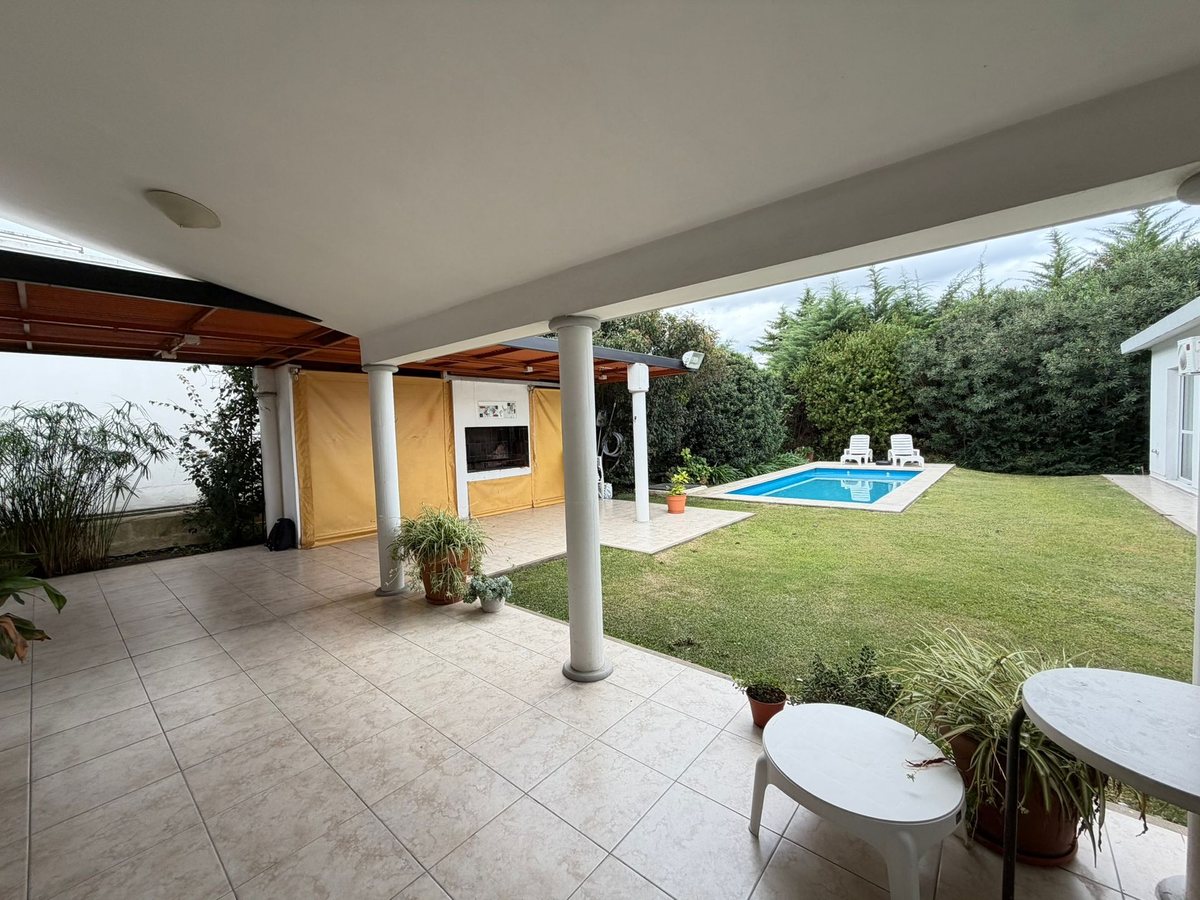 04 - Fotografía de Patios y Exteriores correspondiente a Casa en Barrio San Isidro, San Isidro.