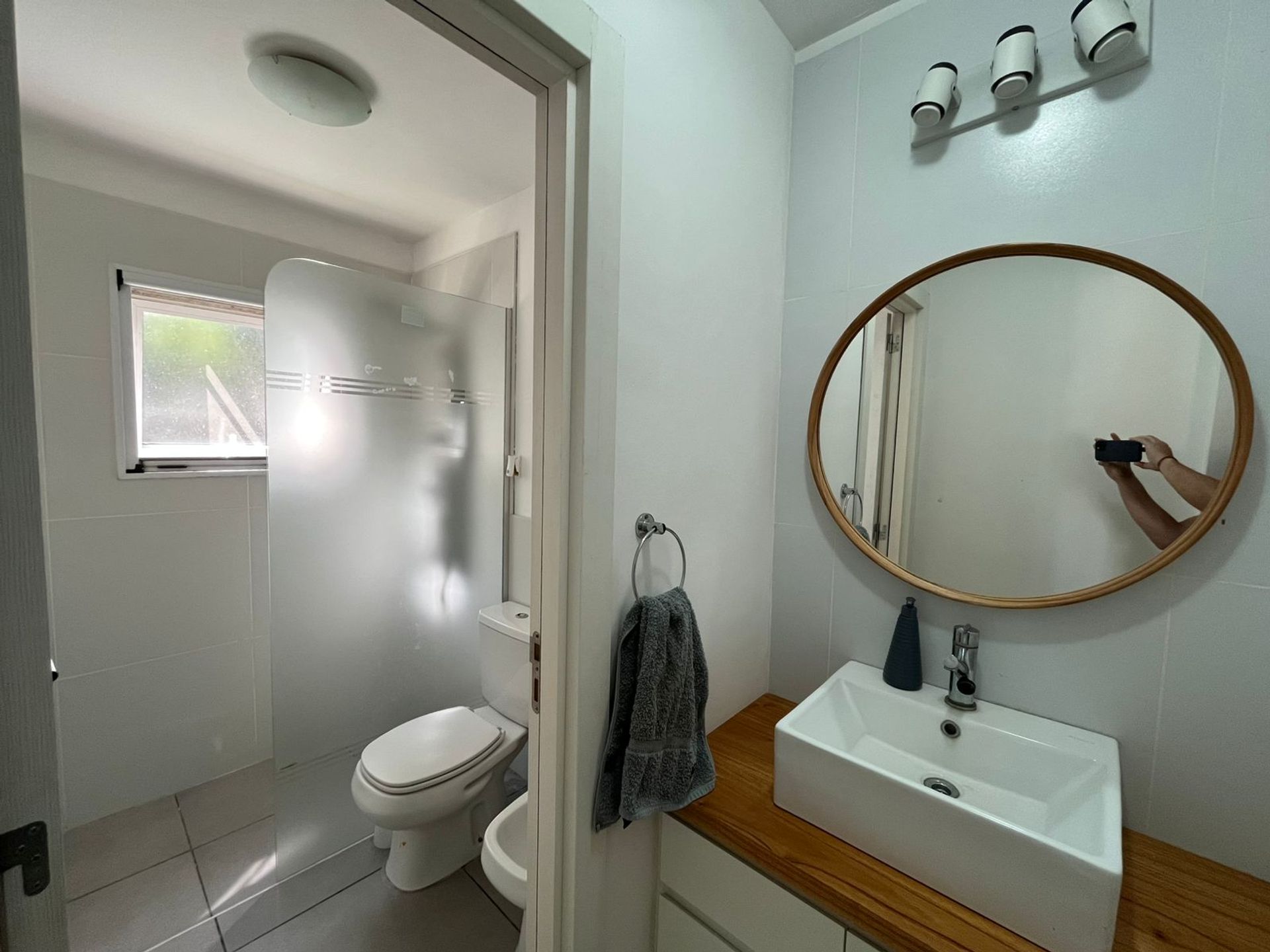 Fotografía de Habitaciones y Baños correspondiente a Casa en Barrio Malagueño, Causana.