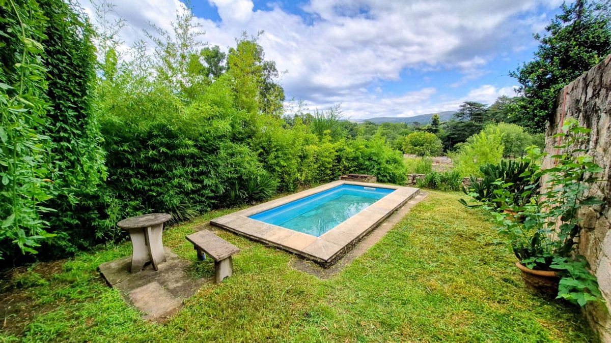 Fotografía de Patios y Exteriores correspondiente a Casa en Barrio Villa Rio Icho Cruz, Villa Rio Icho Cruz.