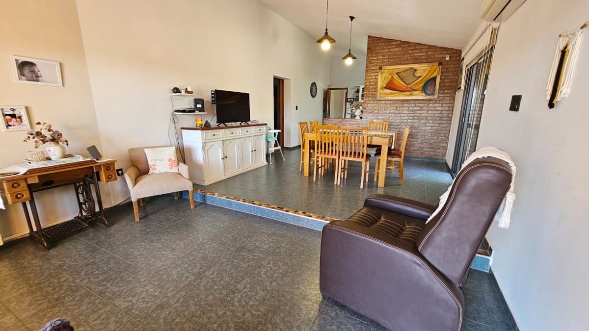 Fotografía de Espacios Sociales correspondiente a Casa en Barrio Villa Carlos Paz, Villa Carlos Paz.