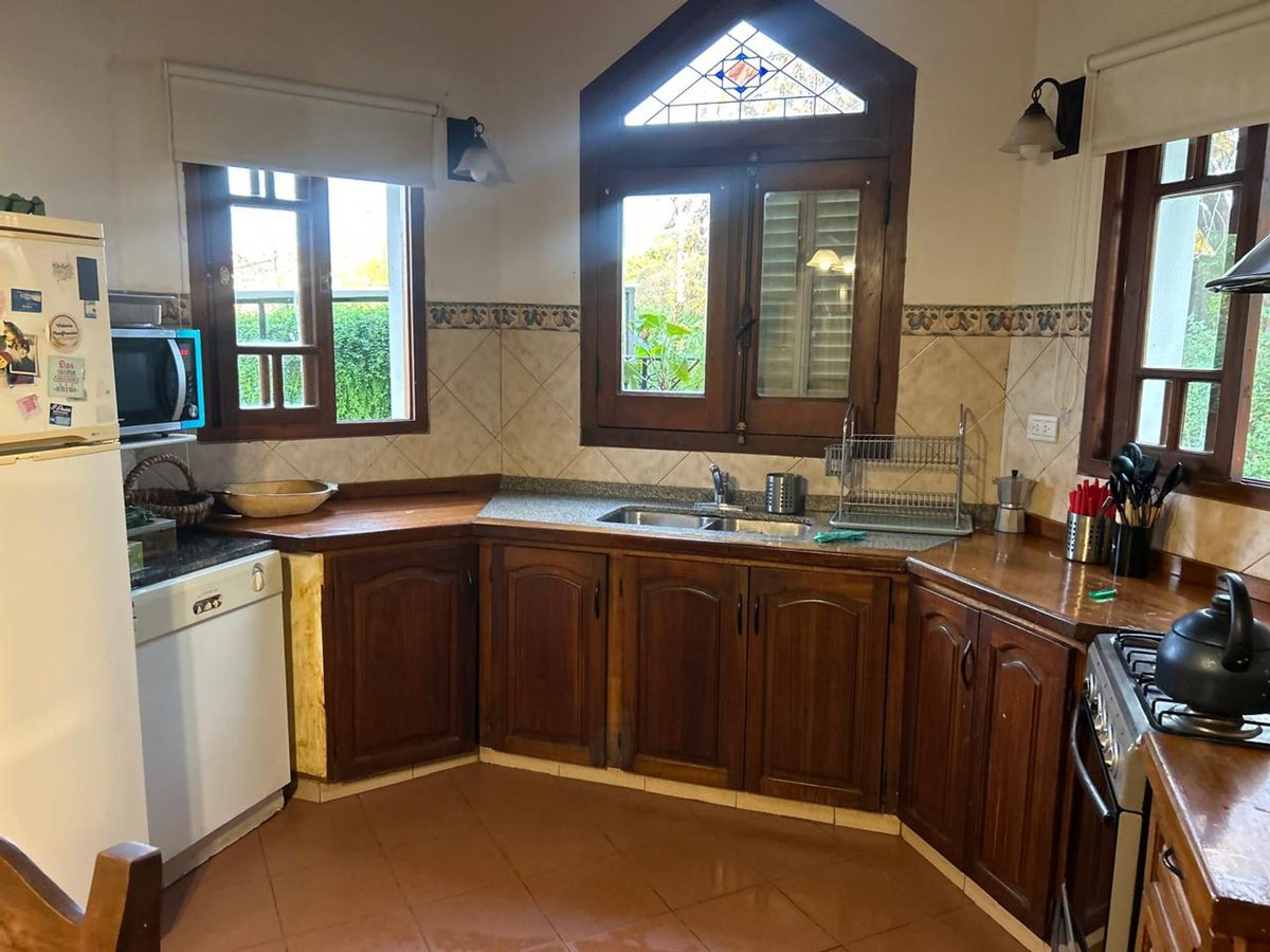 Fotografía de Espacios Sociales correspondiente a Casa en Barrio Colon, Villa Allende.