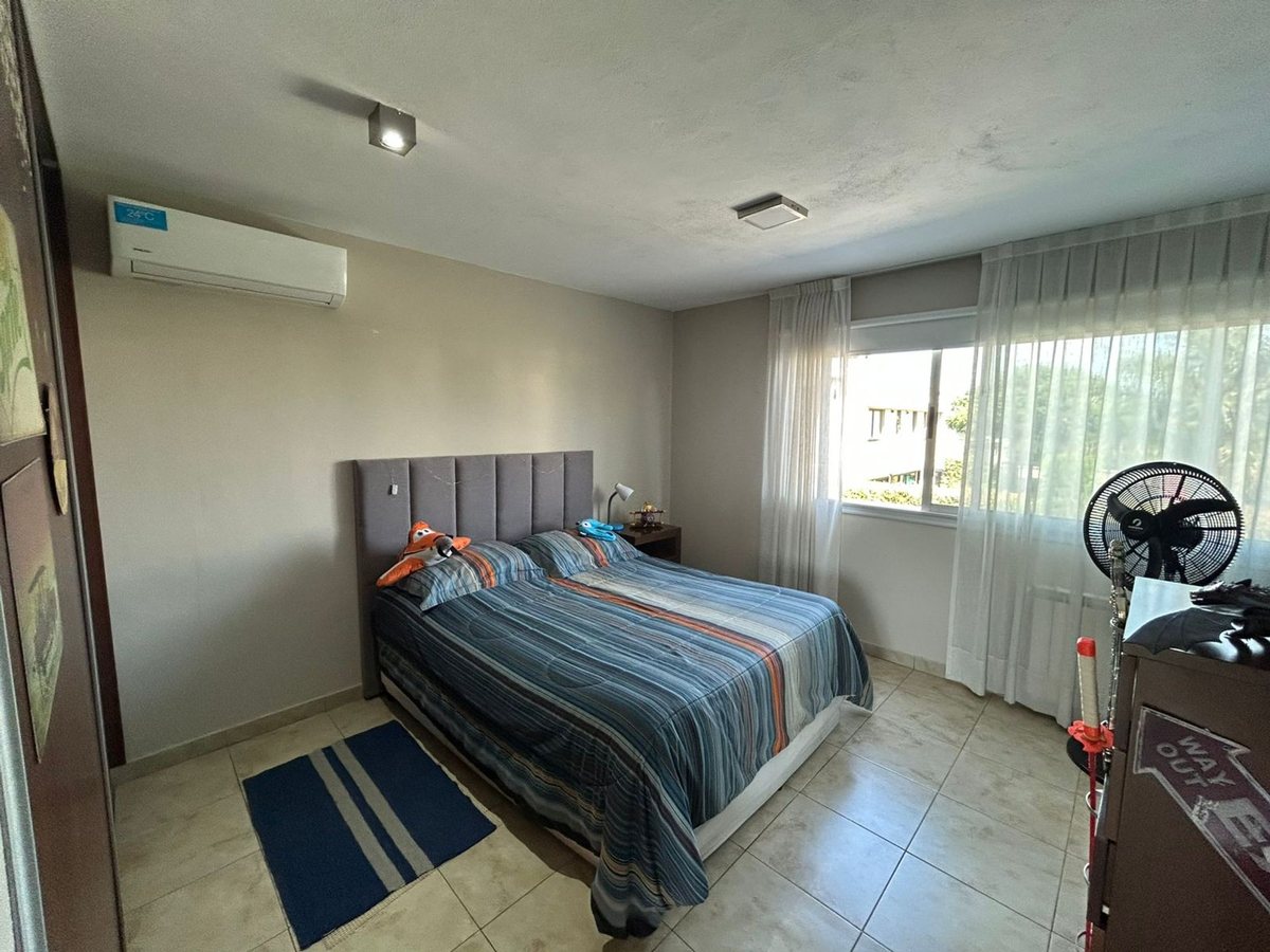 Fotografía de Habitaciones y Baños correspondiente a Casa en Barrio Villa Allende, Villa Allende.