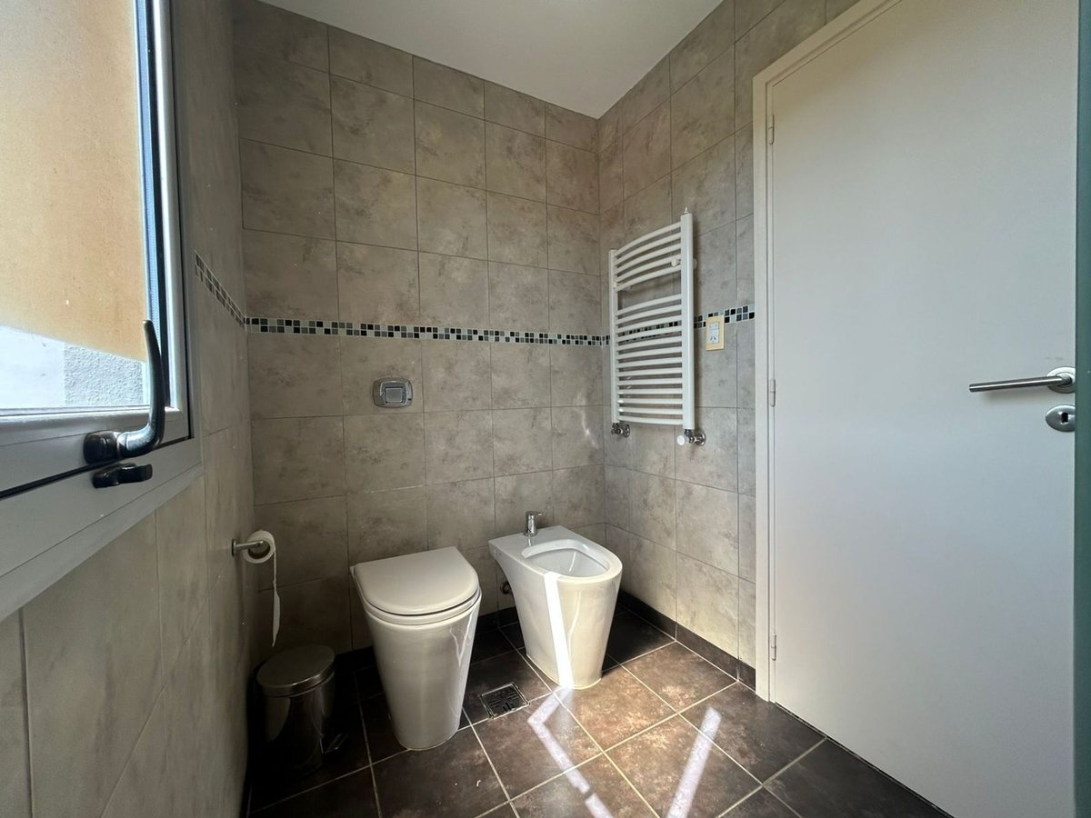 Fotografía de Habitaciones y Baños correspondiente a Casa en Barrio Villa Allende, Villa Allende.