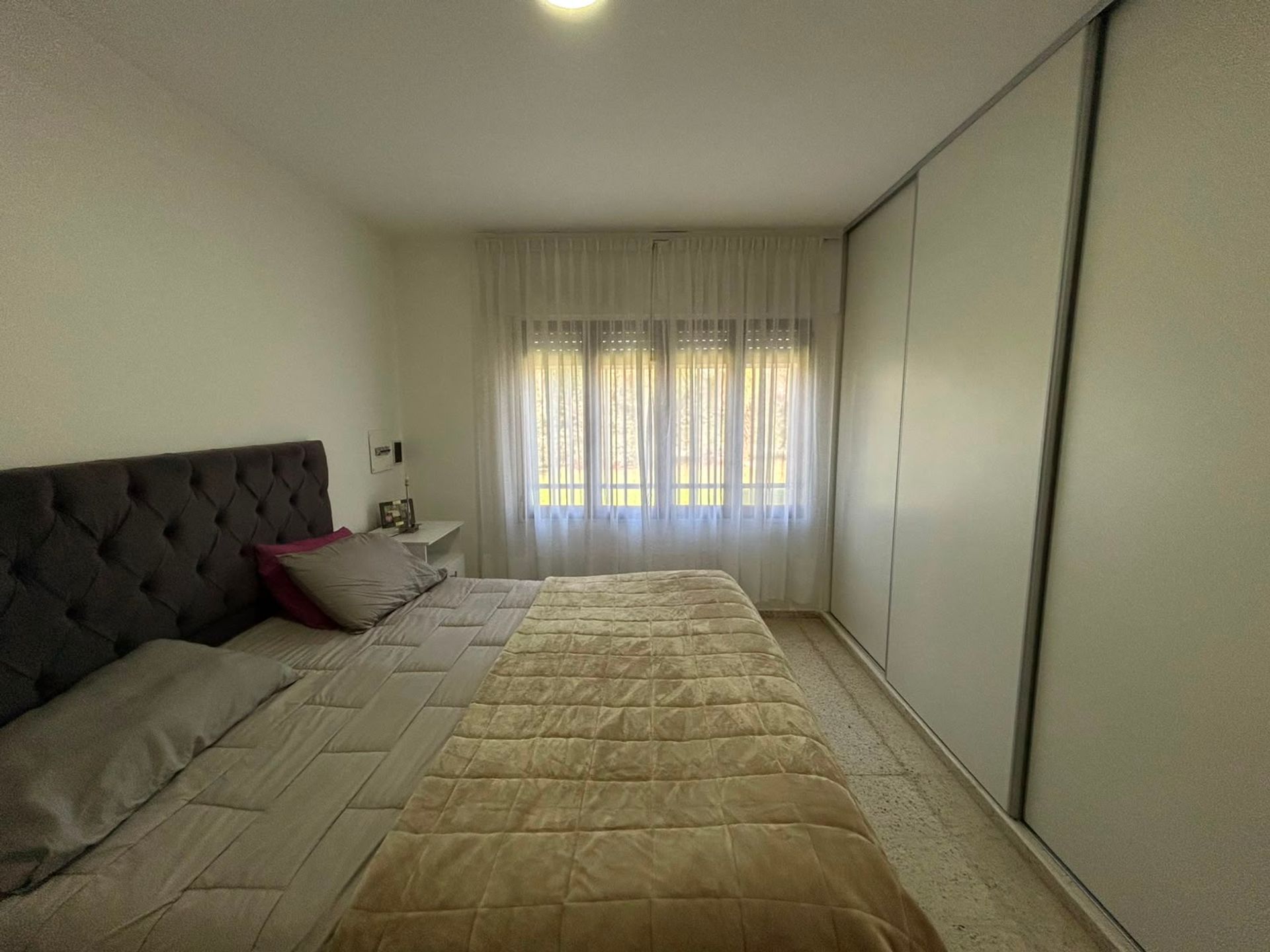 Fotografía de Habitaciones y Baños correspondiente a Casa en Barrio Capital, Cordoba.