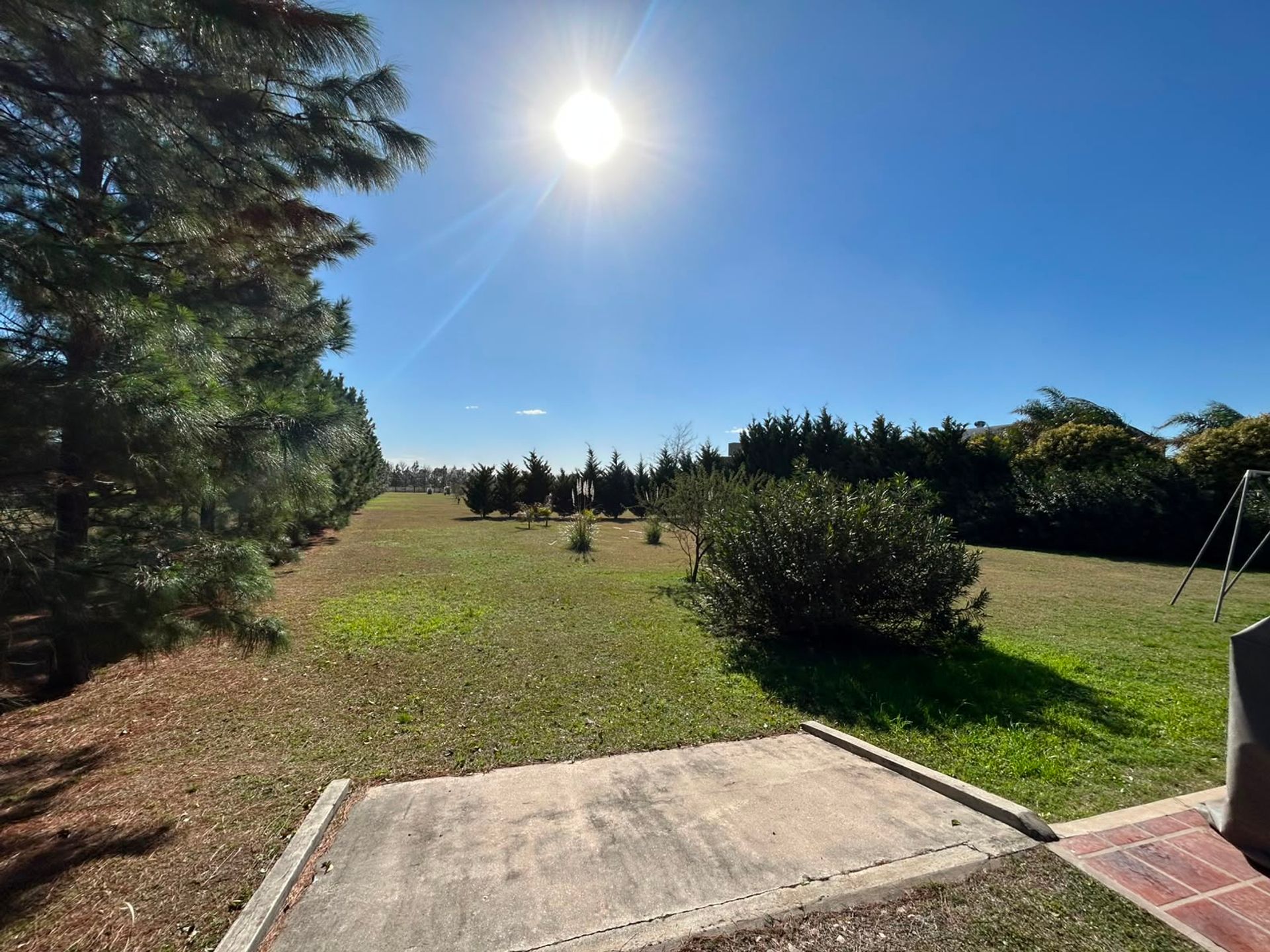 Fotografía de Cocheras correspondiente a Casa en Barrio Capital, Cordoba.