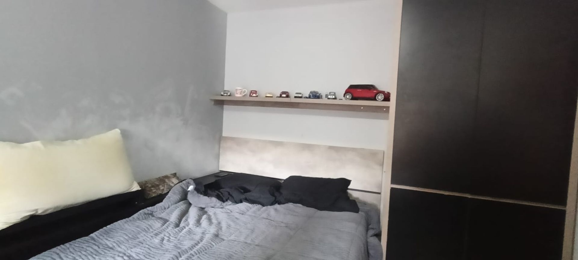 Fotografía de Habitaciones y Baños correspondiente a Casa en Barrio Cordoba, Tejas del Sur II.