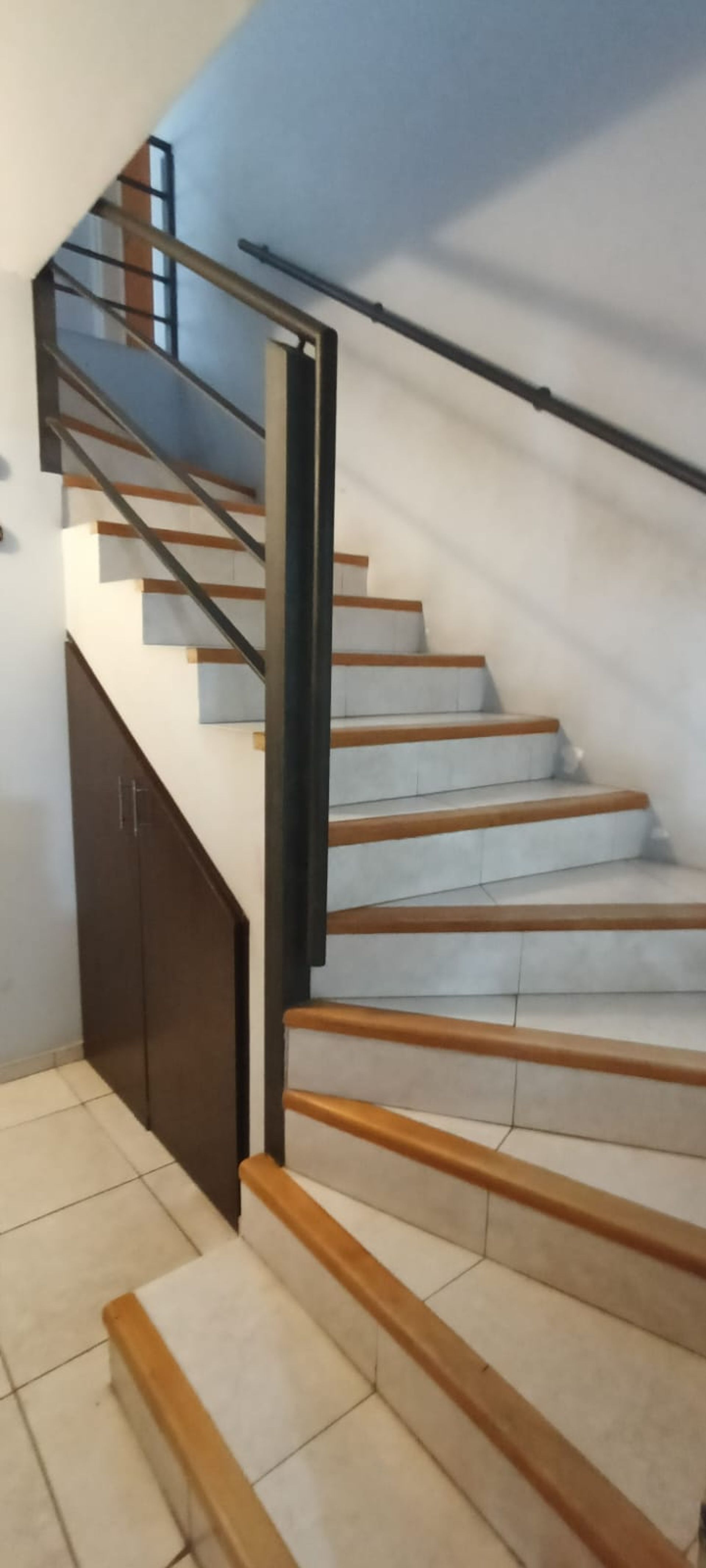 Fotografía de Habitaciones y Baños correspondiente a Casa en Barrio Cordoba, Tejas del Sur II.