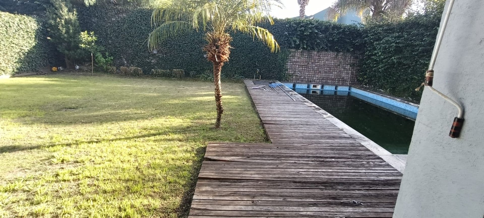 Fotografía de Patios y Exteriores correspondiente a Casa en Barrio Cordoba, Tejas del Sur II.