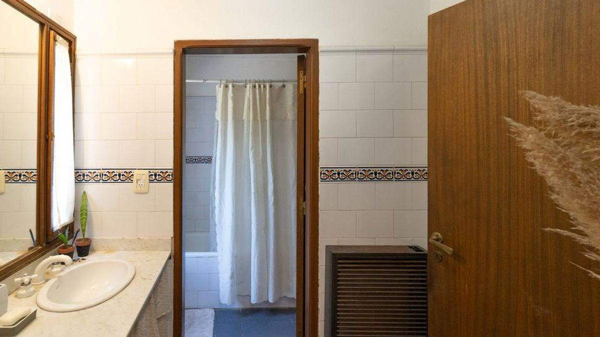 Fotografía de Habitaciones y Baños correspondiente a Casa en Barrio Villa Allende, Villa Allende.