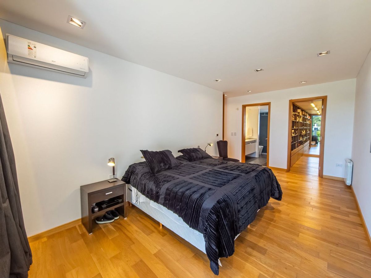 Fotografía de Habitaciones y Baños correspondiente a Casa en Barrio La Calera, La Cuesta.