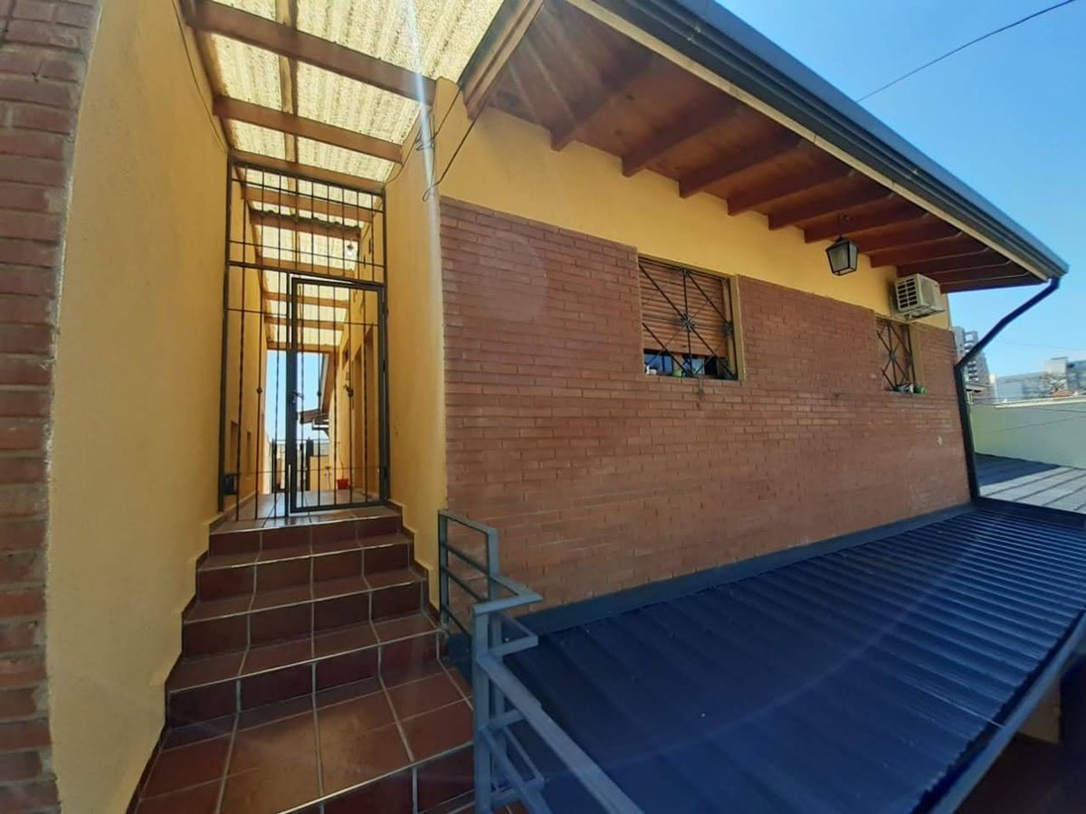Fotografía de Frentes y Fachadas correspondiente a Casa en Barrio Paso de los Andes, Córdoba Capital.