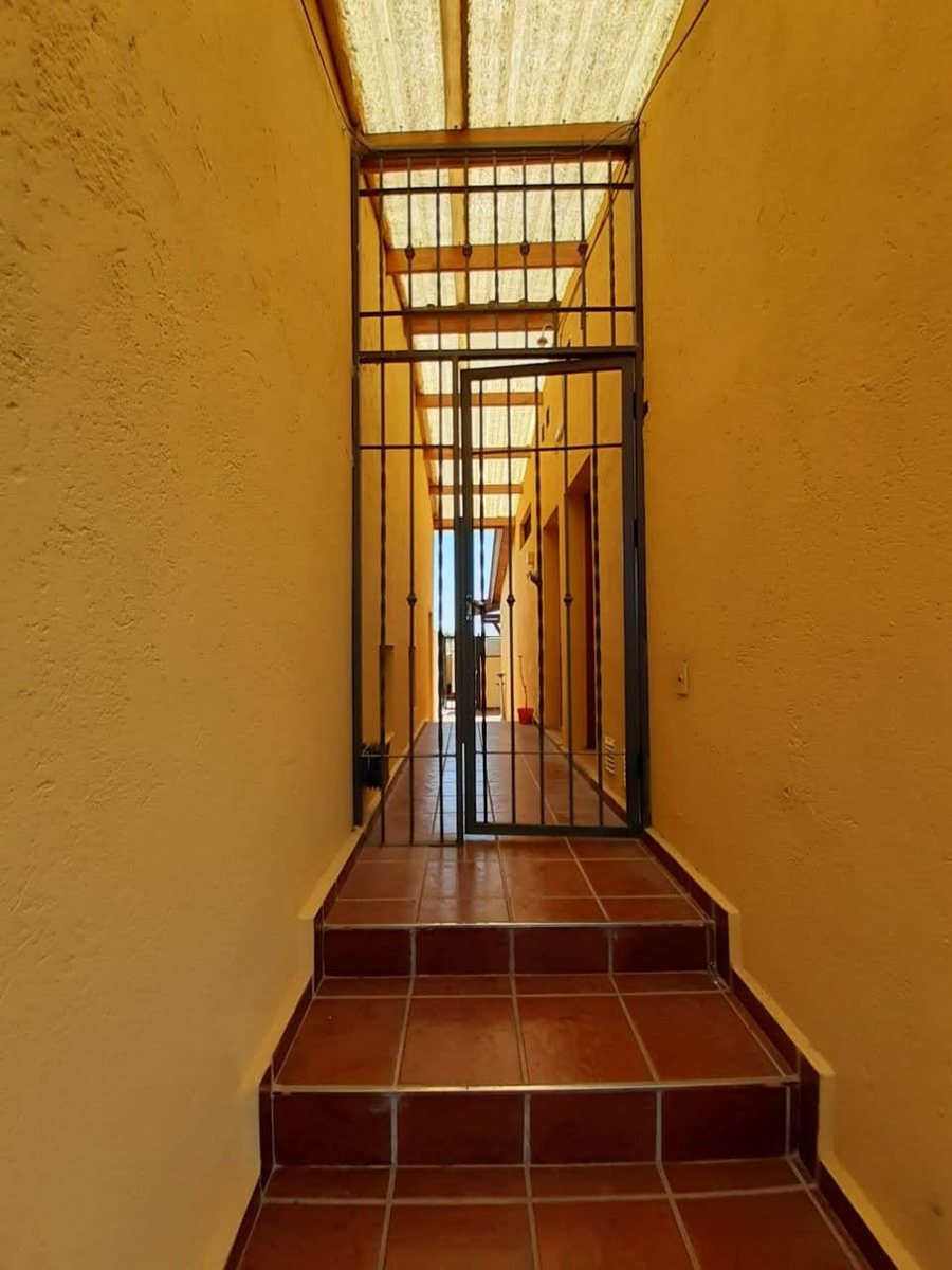 Fotografía de Habitaciones y Baños correspondiente a Casa en Barrio Paso de los Andes, Córdoba Capital.