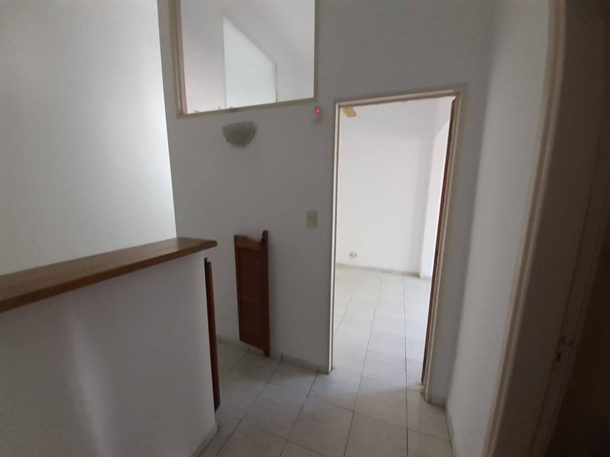 Fotografía de Habitaciones y Baños correspondiente a Casa en Barrio Paso de los Andes, Córdoba Capital.