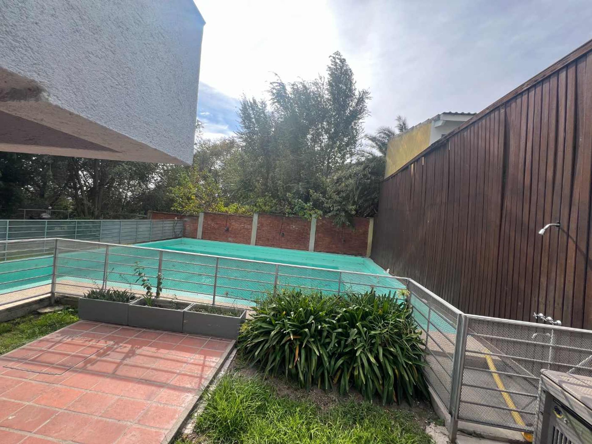 Fotografía de Patios y Exteriores correspondiente a Casa en Barrio Villa Carlos Paz, Altos de las Vertientes.