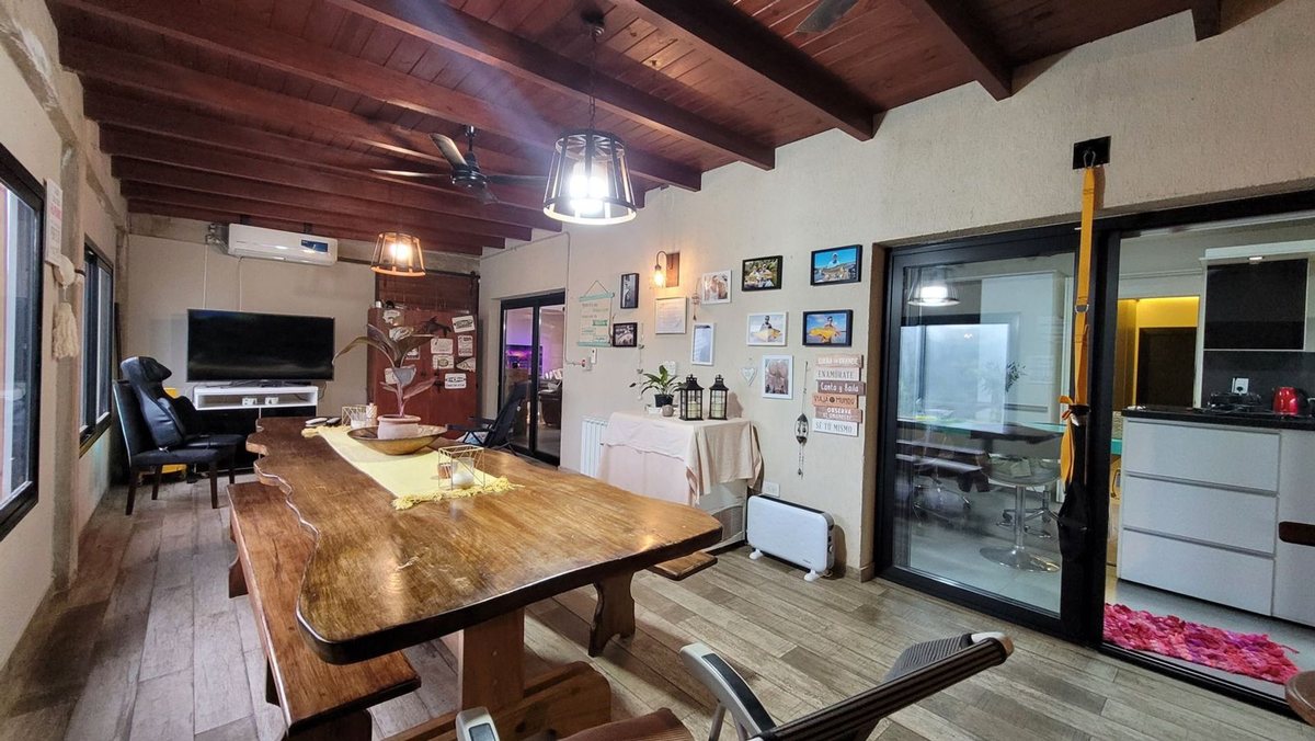 Fotografía de Espacios Sociales correspondiente a Casa en Barrio Colon, Villa Allende.