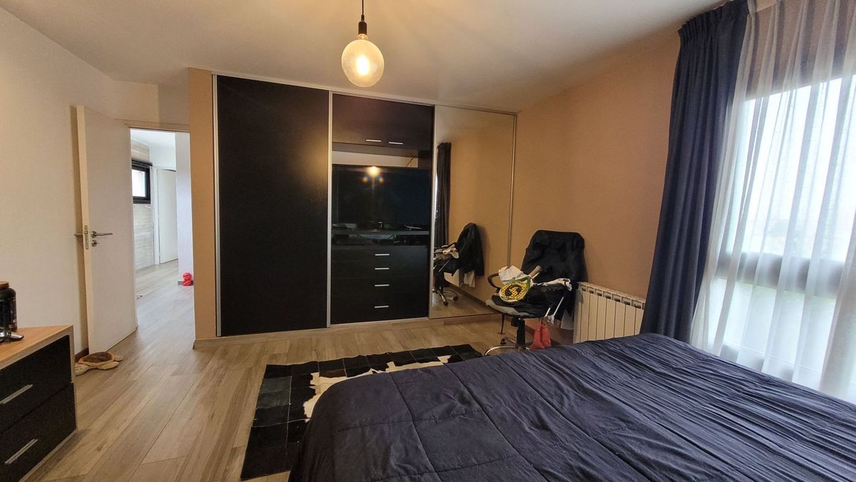 Fotografía de Habitaciones y Baños correspondiente a Casa en Barrio Colon, Villa Allende.