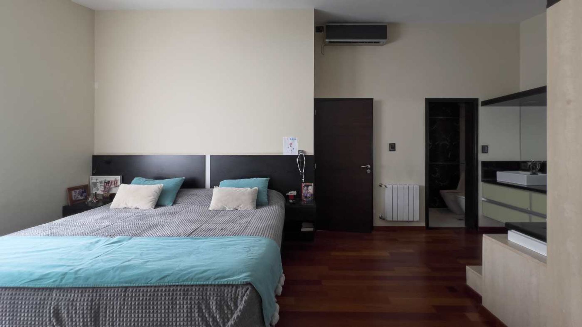 Fotografía de Habitaciones y Baños correspondiente a Casa en Barrio Villa Allende, Villa Allende Golf.