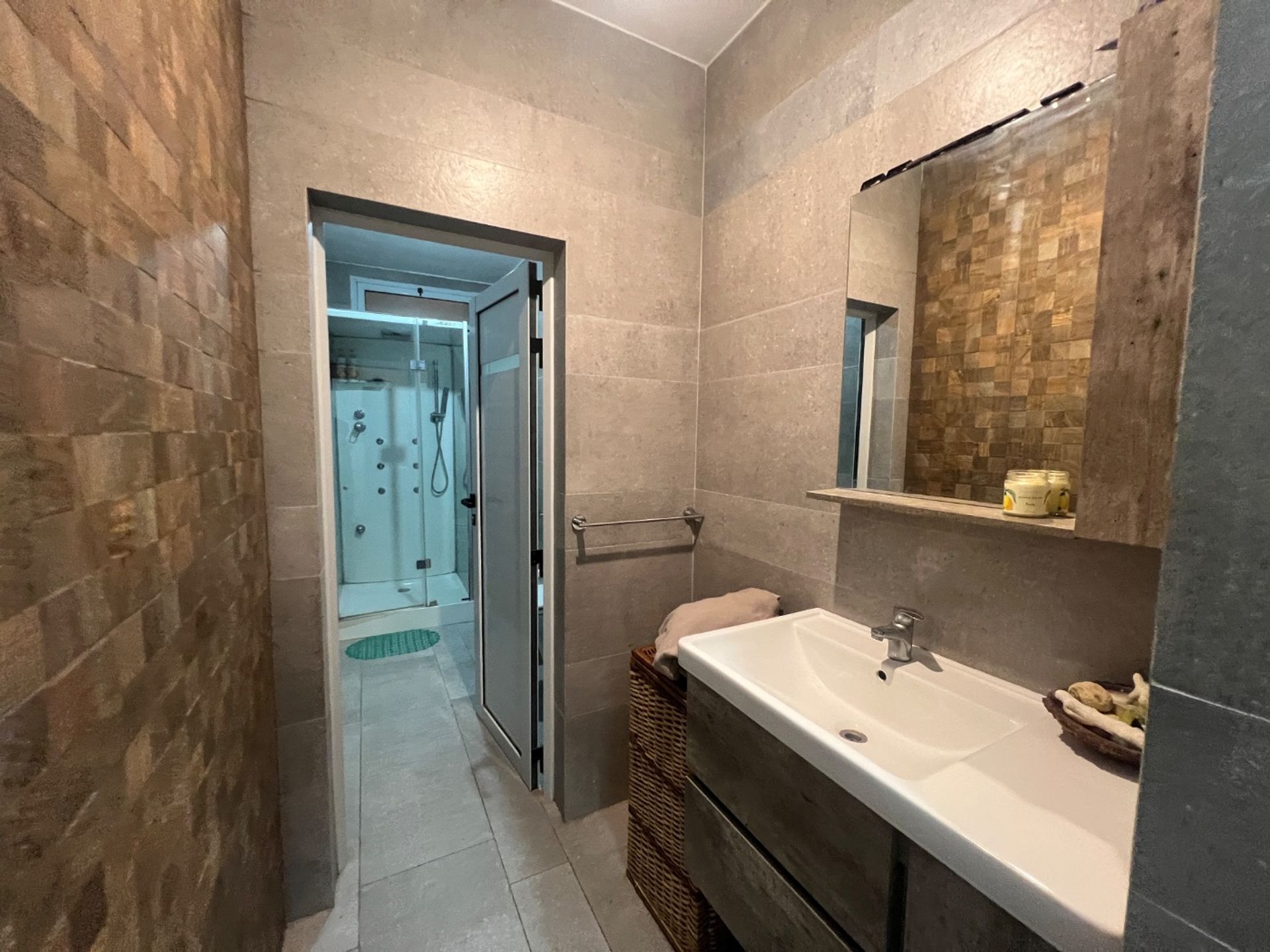 Fotografía de Habitaciones y Baños correspondiente a Casa en Barrio Cordoba, El Pueblito.