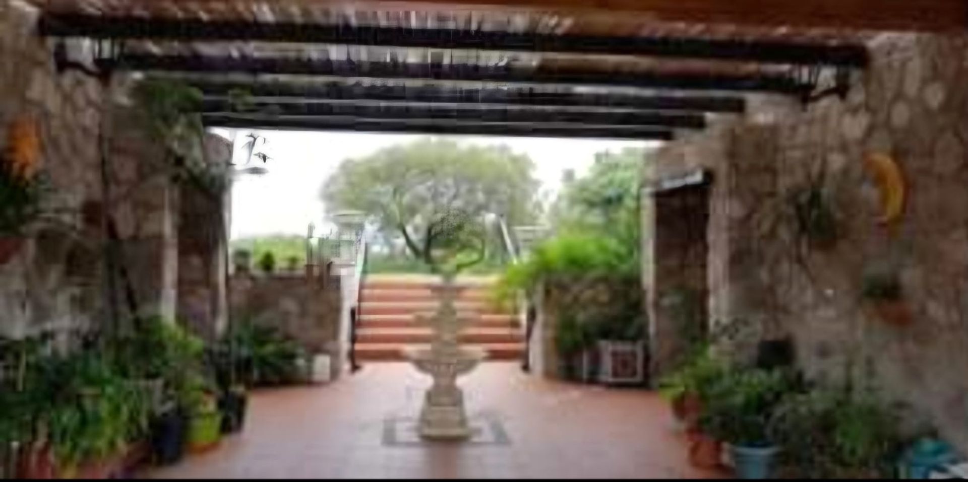 04 - Fotografía de Patios y Exteriores correspondiente a Casa en Barrio Colon, La Granja.