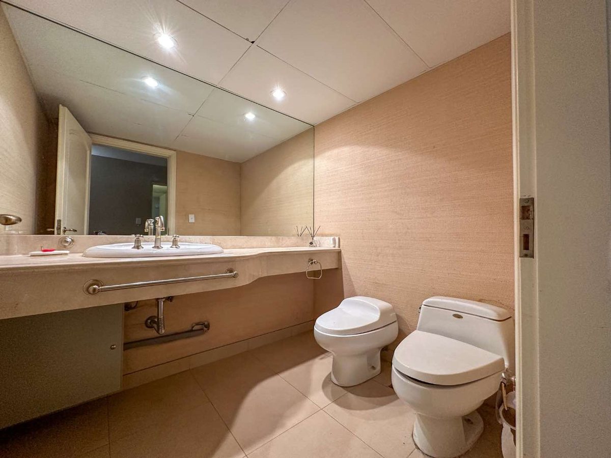 Fotografía de Habitaciones y Baños correspondiente a Casa en Barrio Villa Allende, Villa Allende Golf.