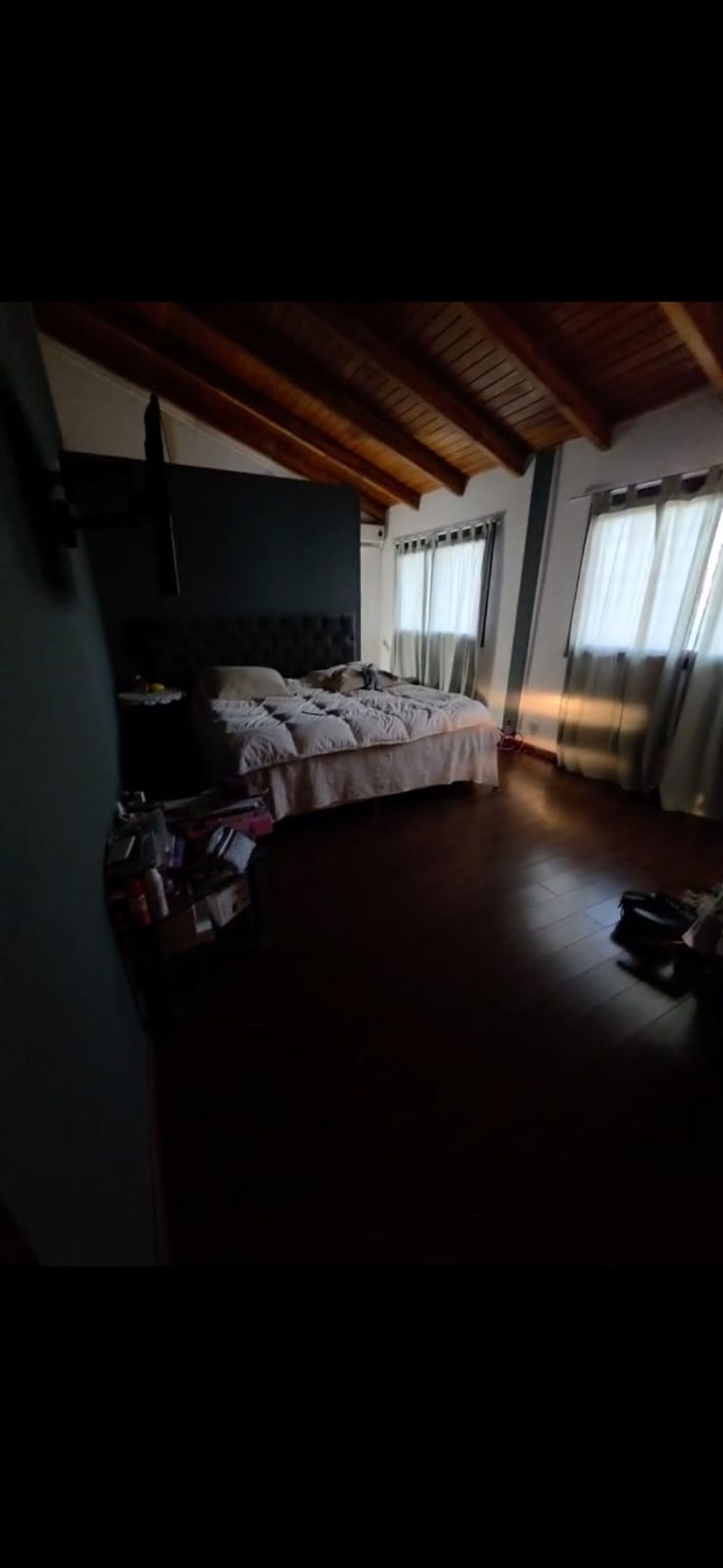 Fotografía de Habitaciones y Baños correspondiente a Casa_duplex en Barrio Colon, La Calera.