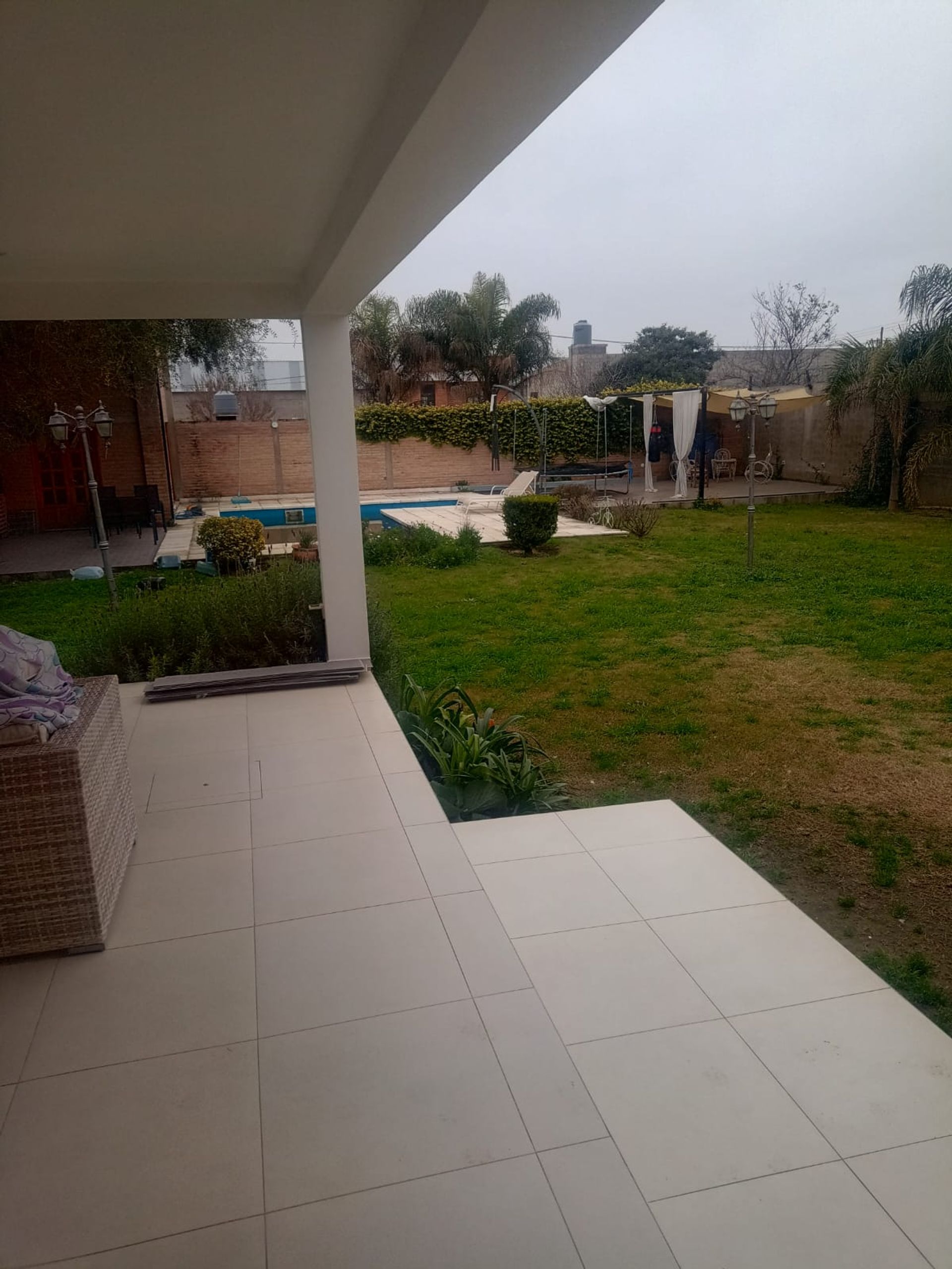 Fotografía de Patios y Exteriores correspondiente a Casa_duplex en Barrio Colon, La Calera.