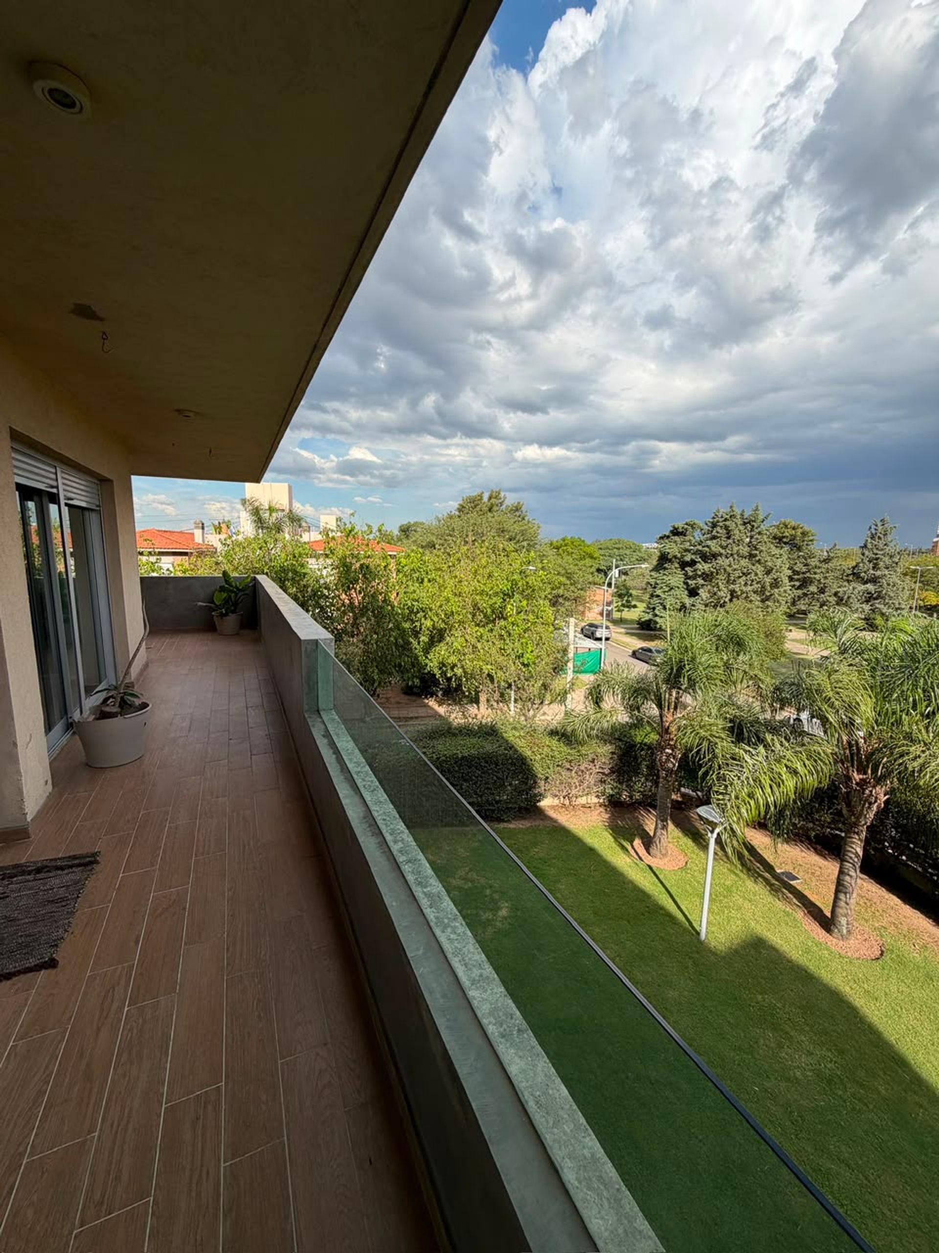 Fotografía de Patios y Exteriores correspondiente a Departamento_estandar en Complejo Mai Tei, Córdoba Capital.