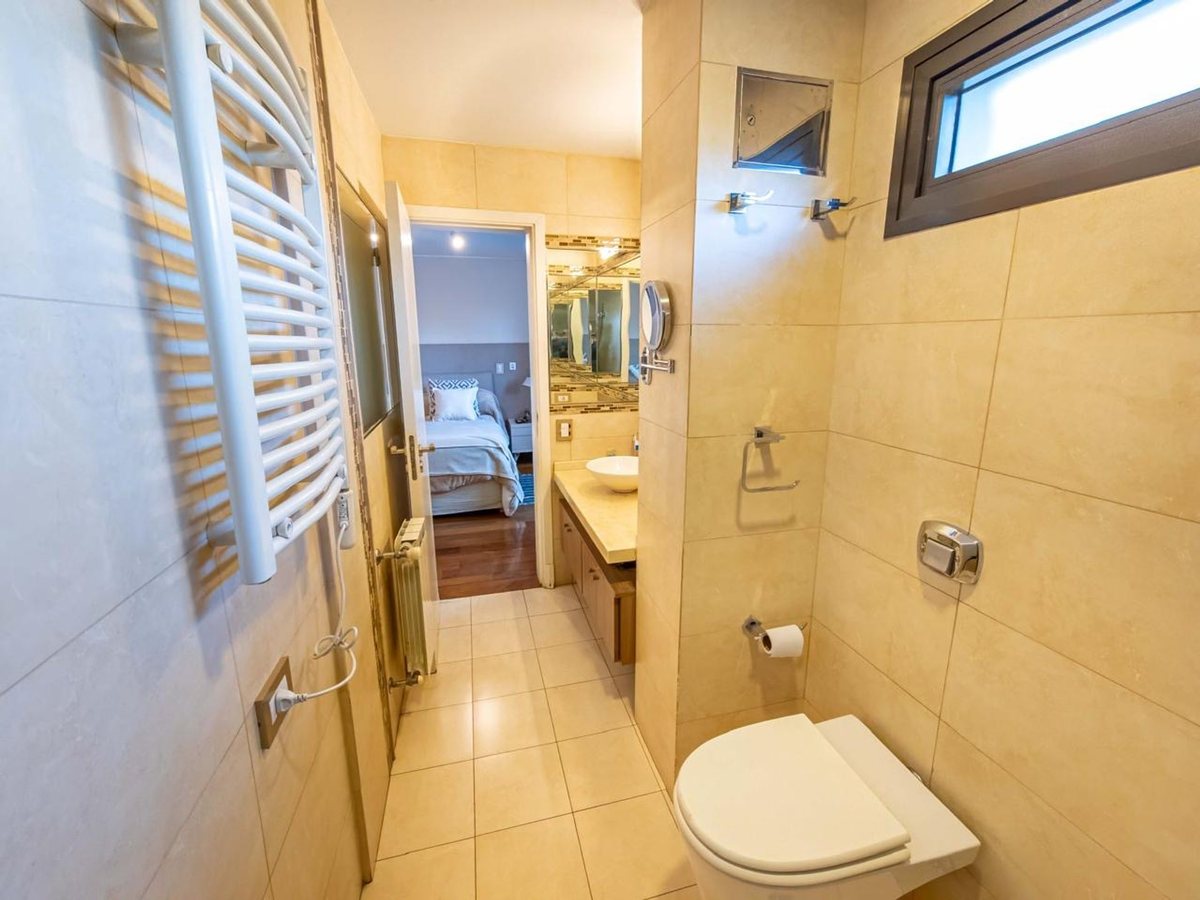 Fotografía de Habitaciones y Baños correspondiente a Departamento_estandar en Barrio Cordoba, Cerro de las Rosas.