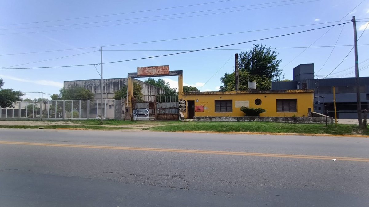 01 - Fotografía de Frentes y Fachadas correspondiente a Galpon en Barrio Alta Córdoba, Córdoba Capital.