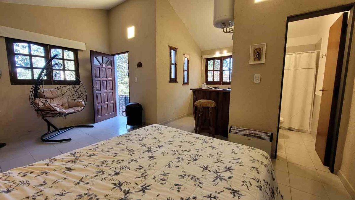 Fotografía de Habitaciones y Baños correspondiente a Hotel en Barrio Punilla, La Falda.
