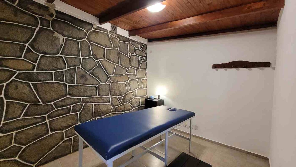 Fotografía de Habitaciones y Baños correspondiente a Hotel en Barrio Punilla, La Falda.