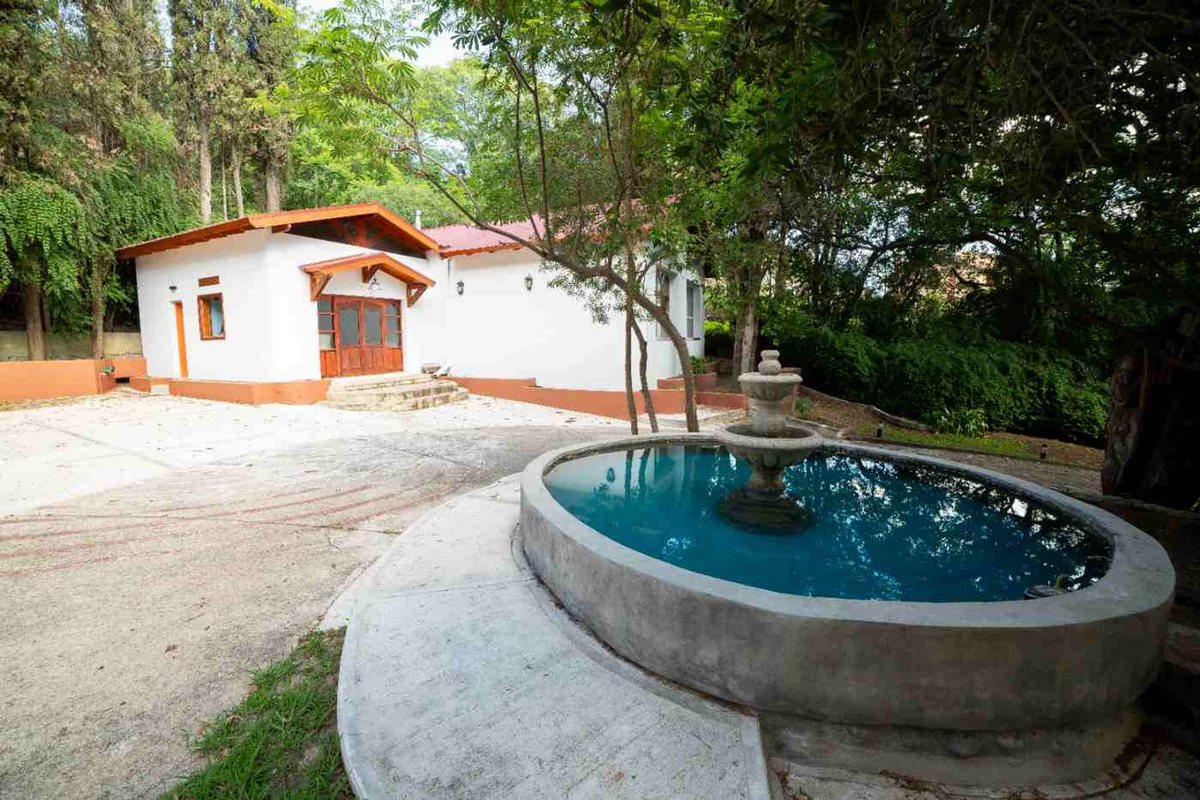 Fotografía de Patios y Exteriores correspondiente a Hotel en Barrio Punilla, La Falda.