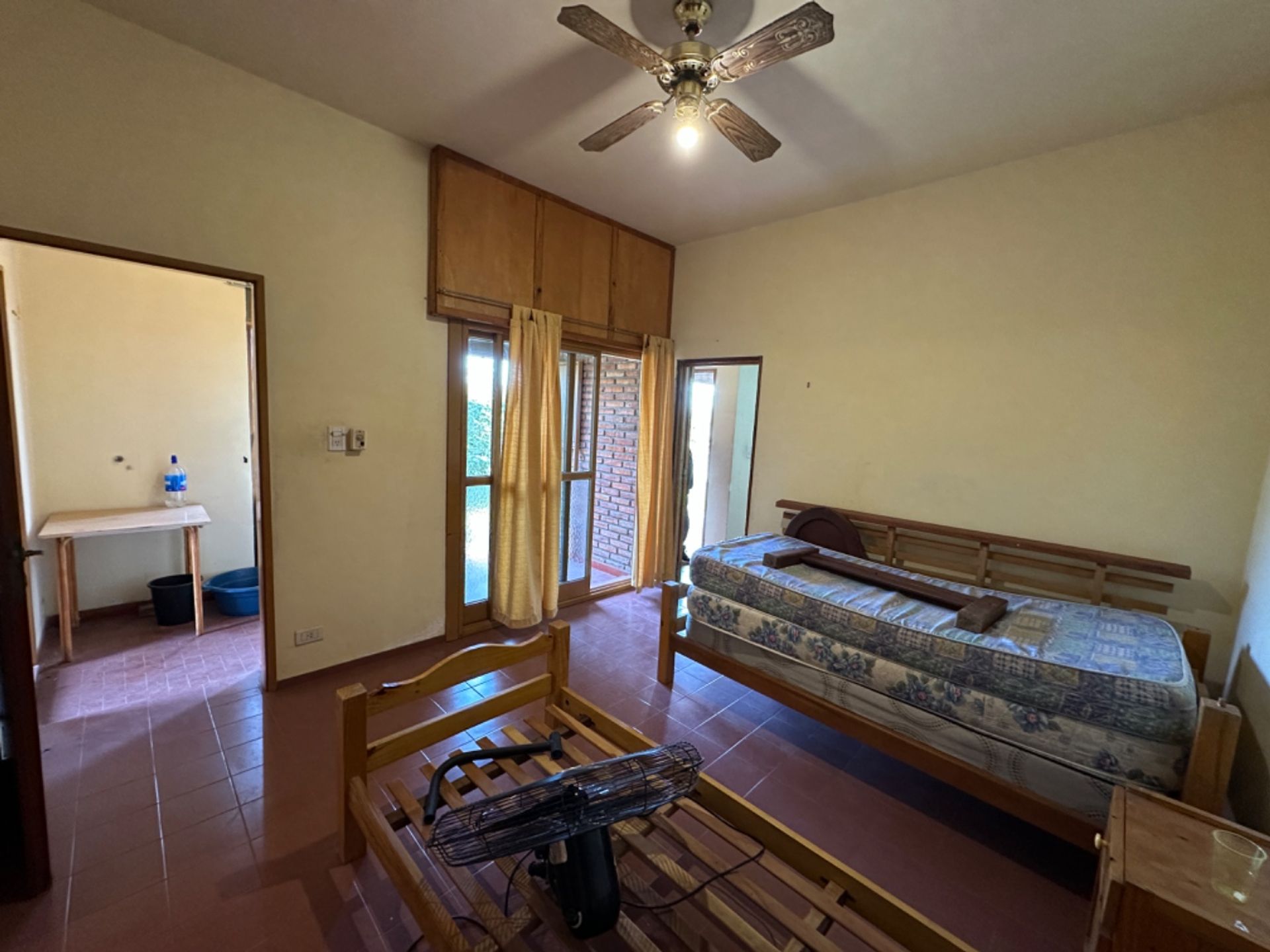 Fotografía de Habitaciones y Baños correspondiente a Local en Barrio Mina Clavero, Mina Clavero.