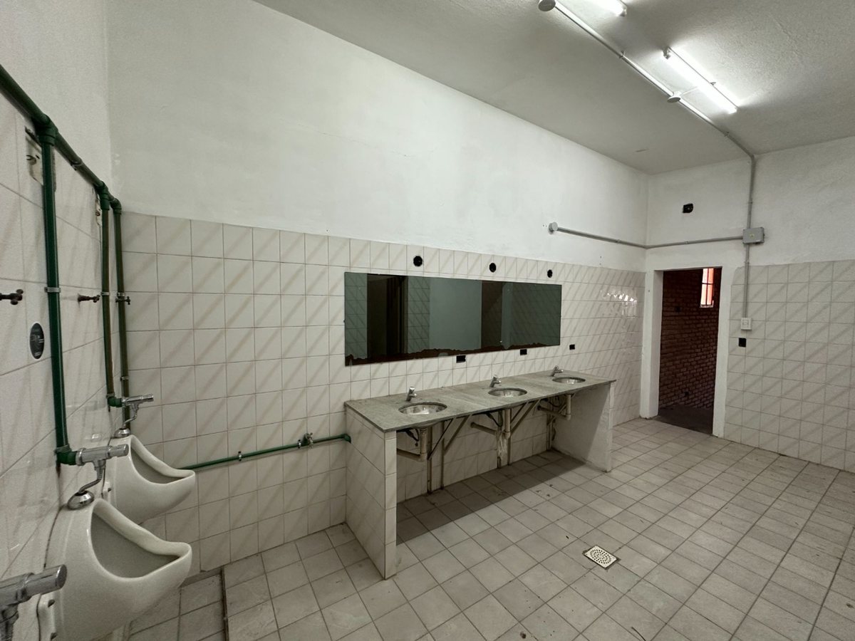 Fotografía de Habitaciones y Baños correspondiente a Local en Barrio Mina Clavero, Mina Clavero.