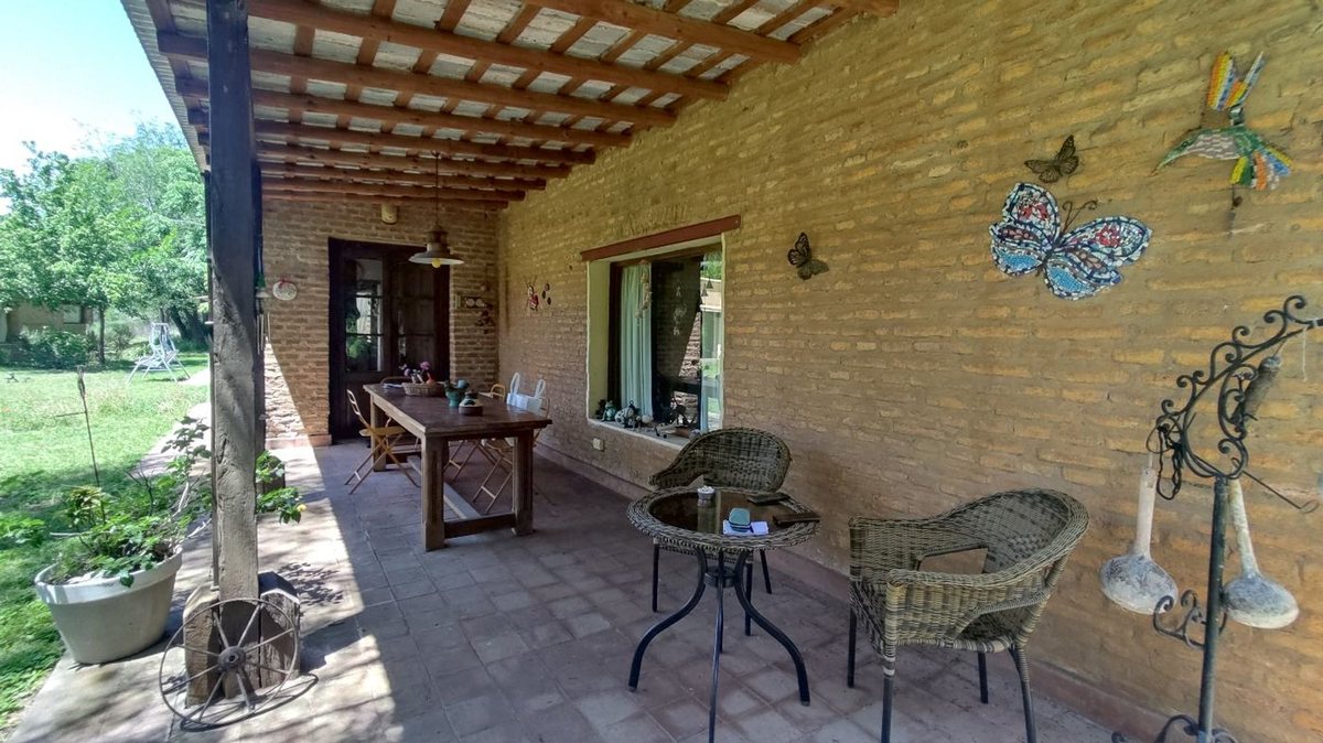 Fotografía de Espacios Sociales correspondiente a Quinta en Barrio San Javier, La Poblacion.