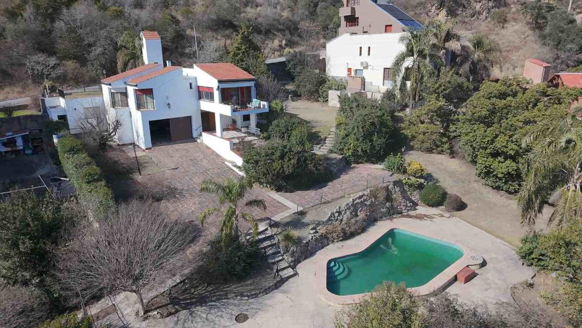 Fotografía de Patios y Exteriores correspondiente a Terrenos_y_lotes en Barrio Villa Carlos Paz, Villa Carlos Paz.