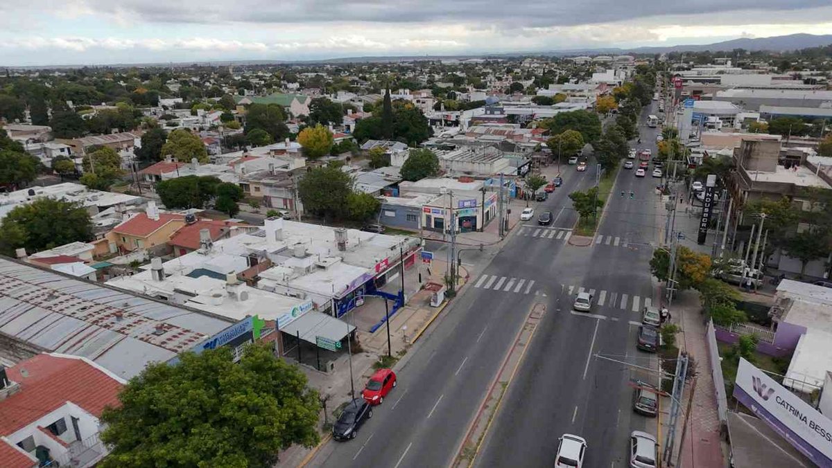 Miniatura 44 — Venta Local / Galpón Comercial Ameghino Sud