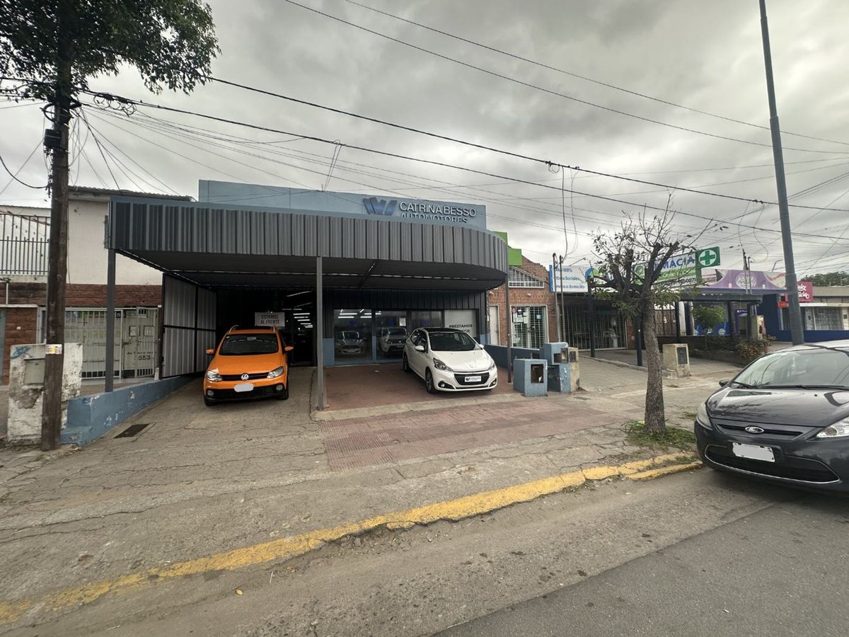 Miniatura 40 — Venta Local / Galpón Comercial Ameghino Sud