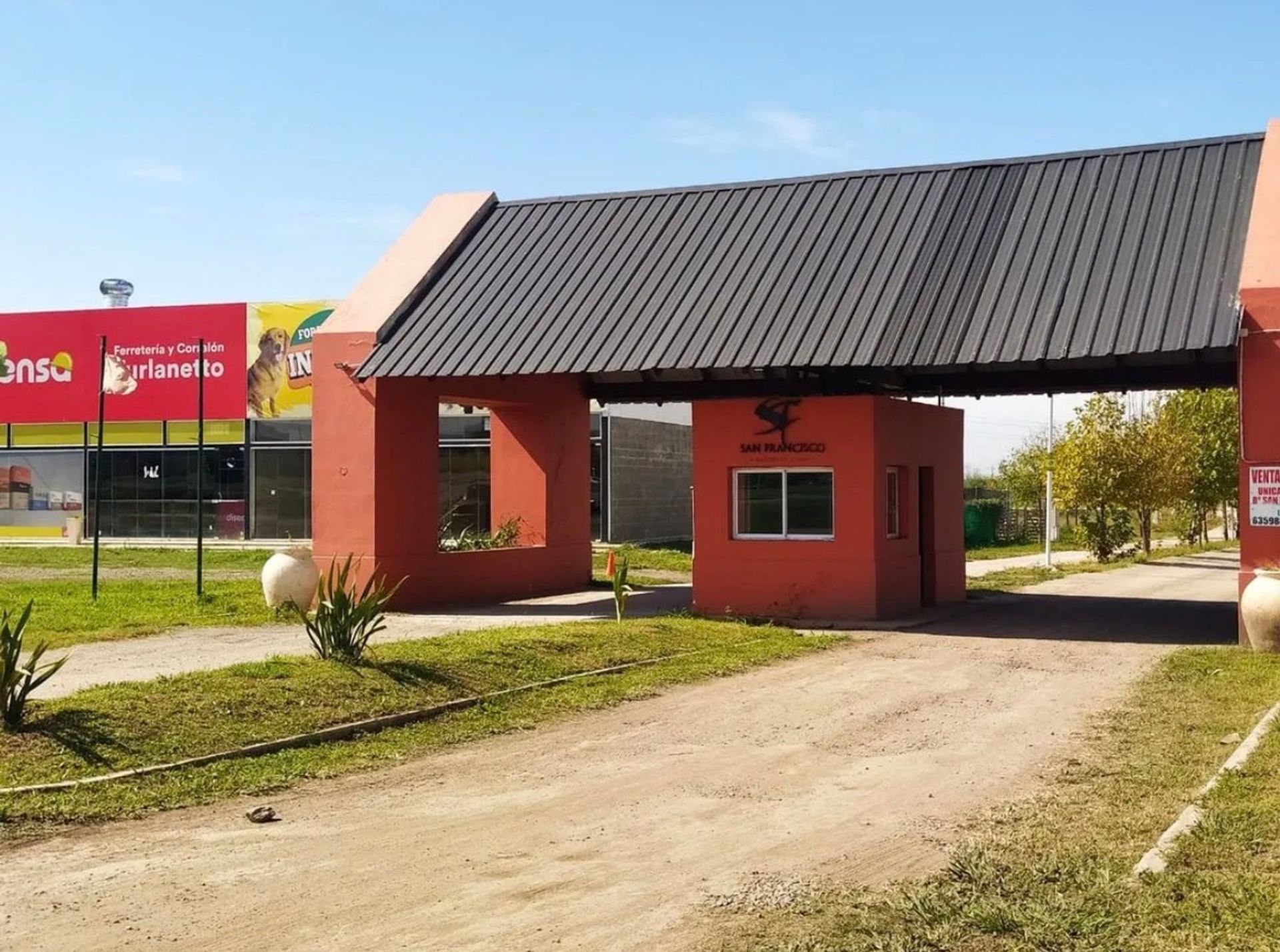 Miniatura 3 — Venta Terreno / Lote Calle Pública 100 Unquillo
