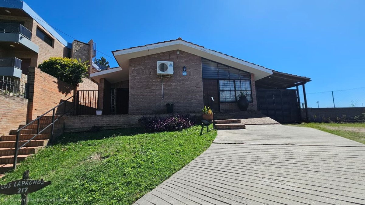 Miniatura 3 — Venta Casa Calle Pública 100 Los Lapachos 200