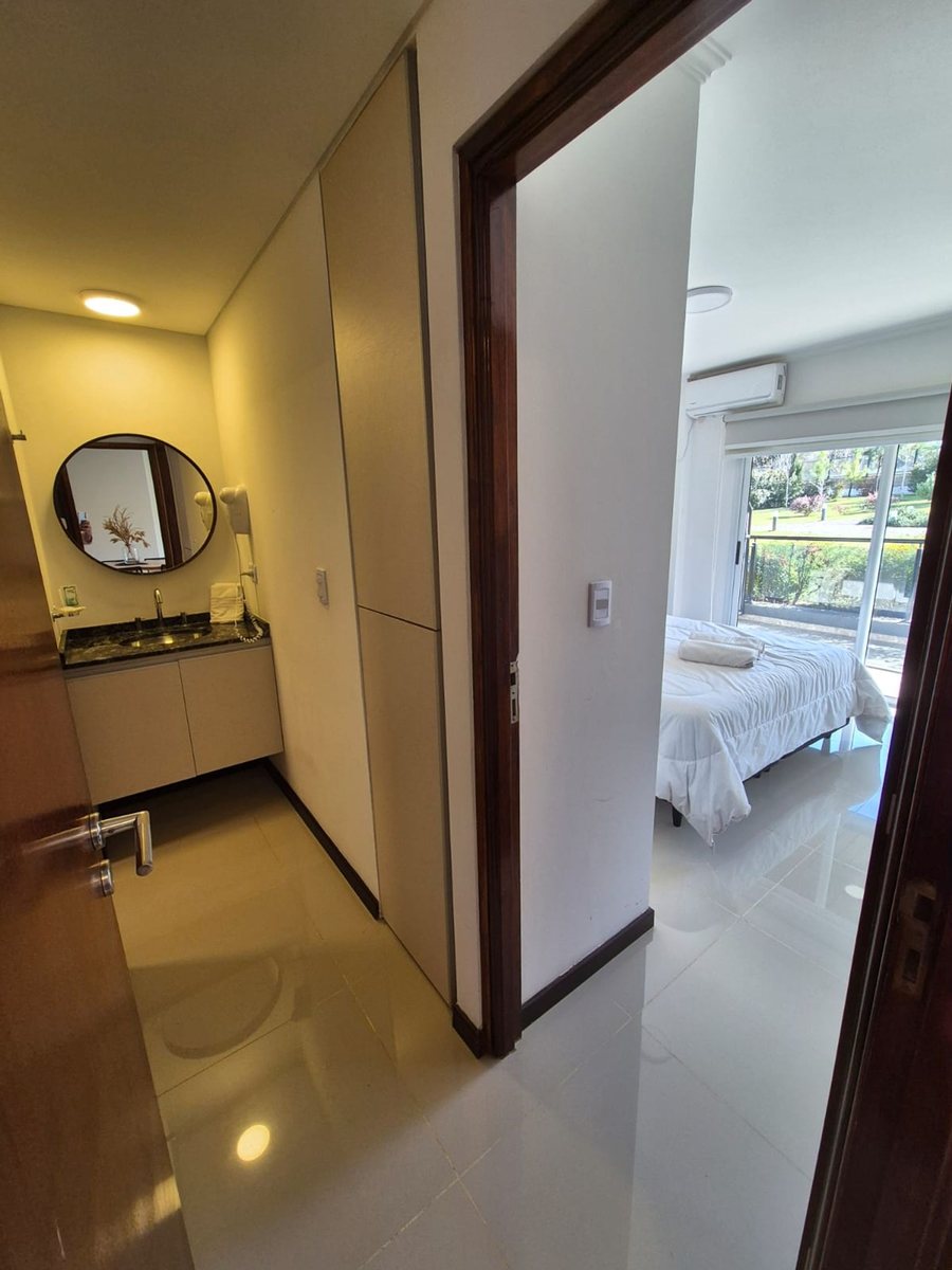 Miniatura 12 — Venta Departamento Avenida San Martin 300 Villa Parque Siquiman