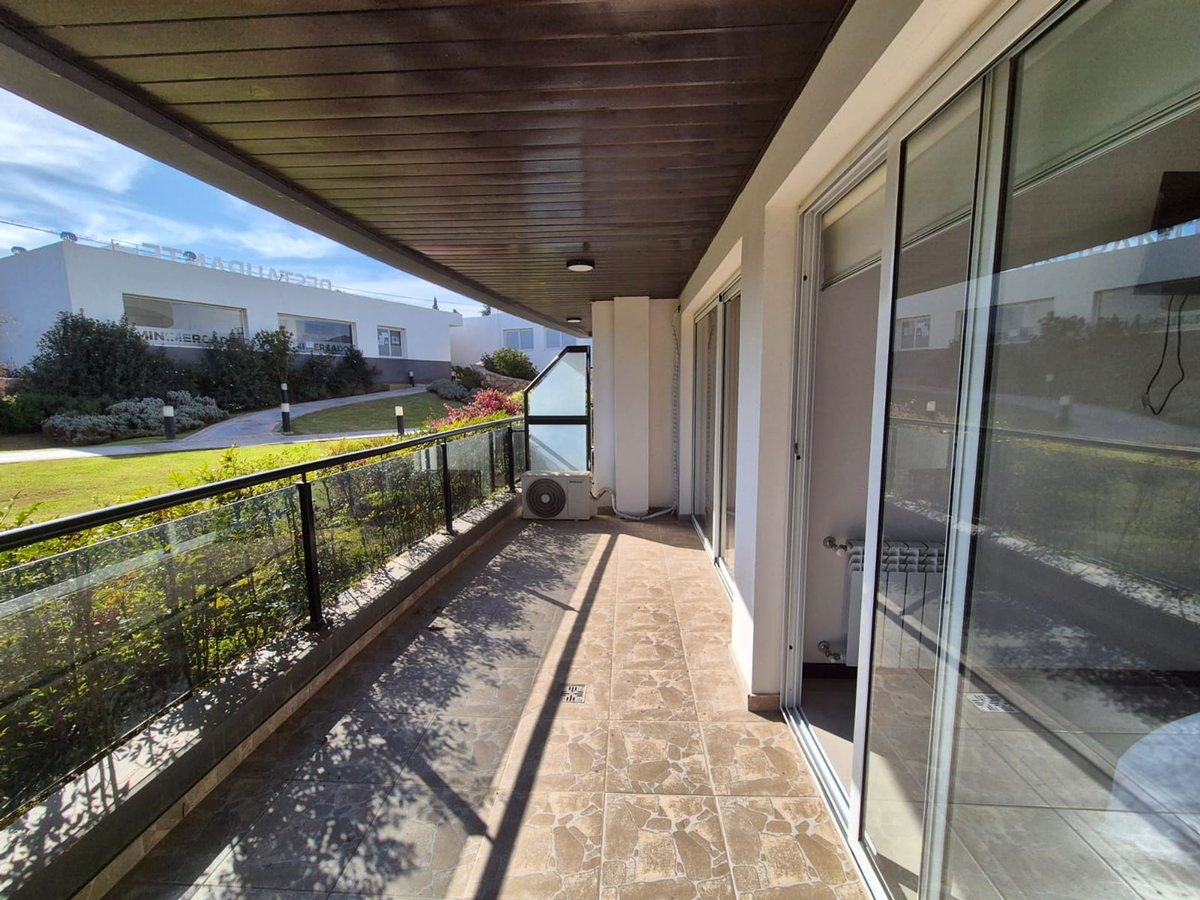 Miniatura 9 — Venta Departamento Avenida San Martin 300 Villa Parque Siquiman