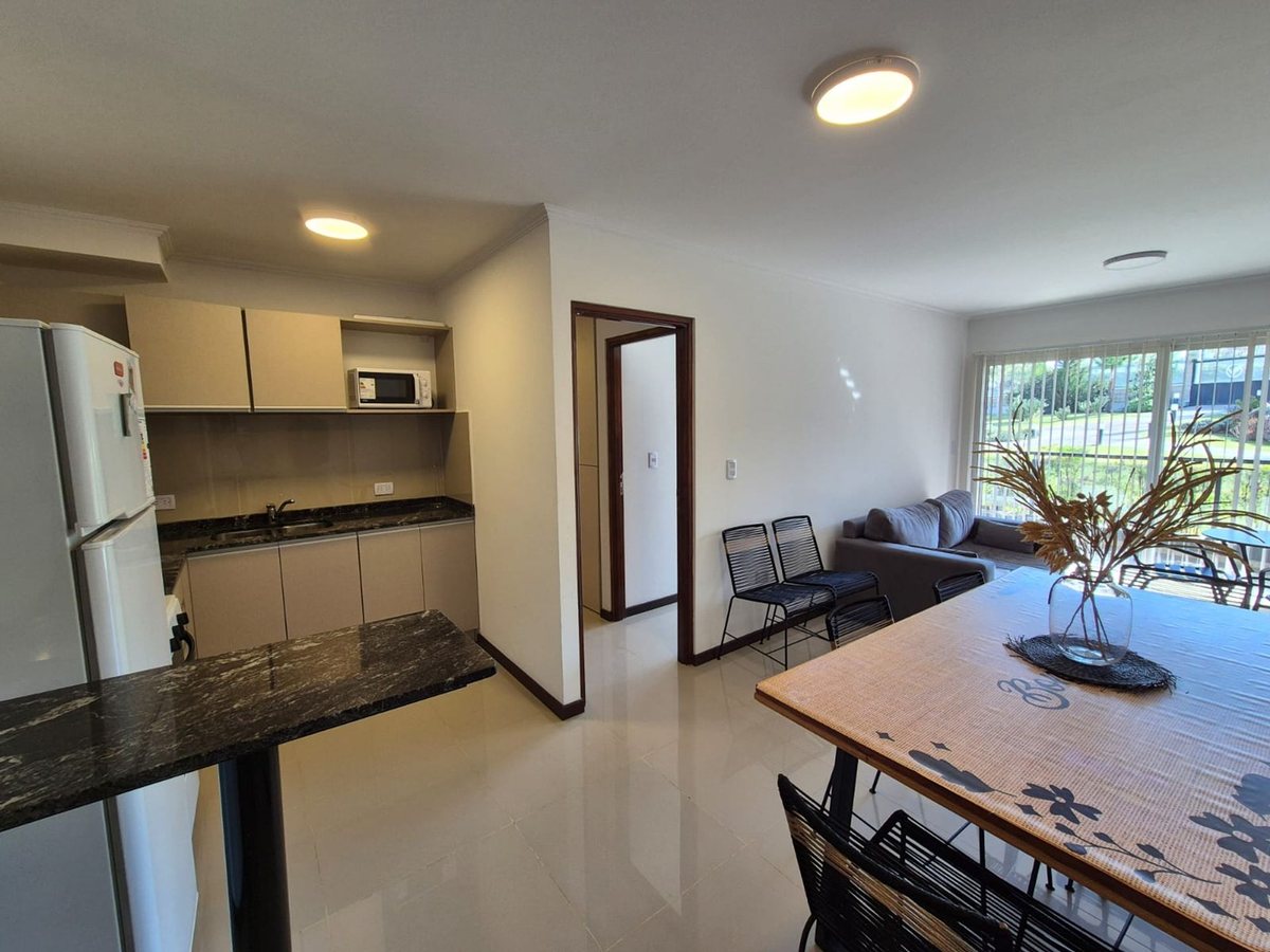 Miniatura 5 — Venta Departamento Avenida San Martin 300 Villa Parque Siquiman